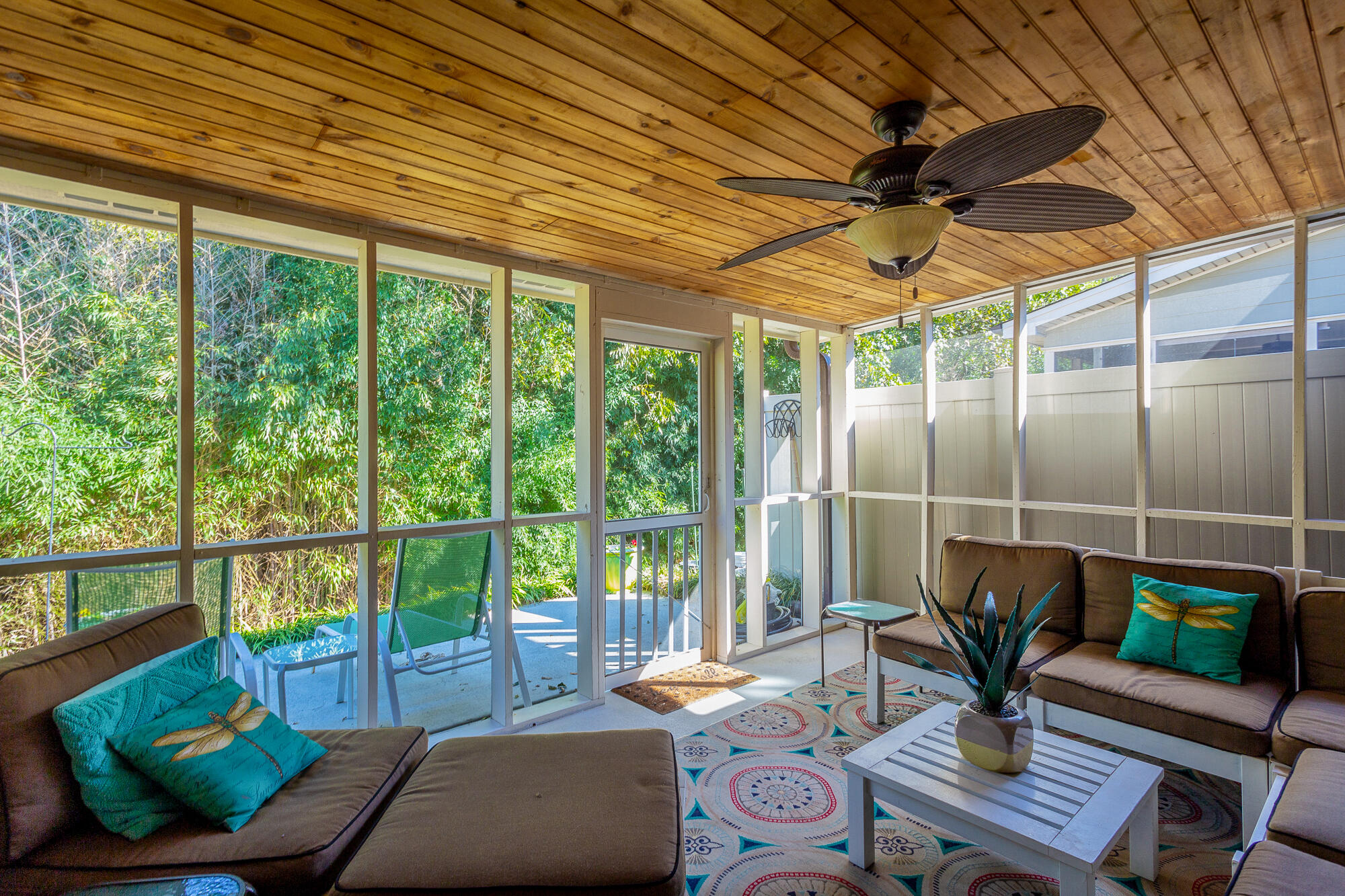 5438 Mandarin Circle