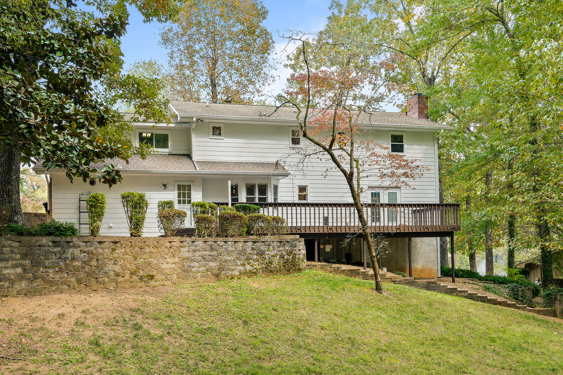 6742 Moss Lake Drive