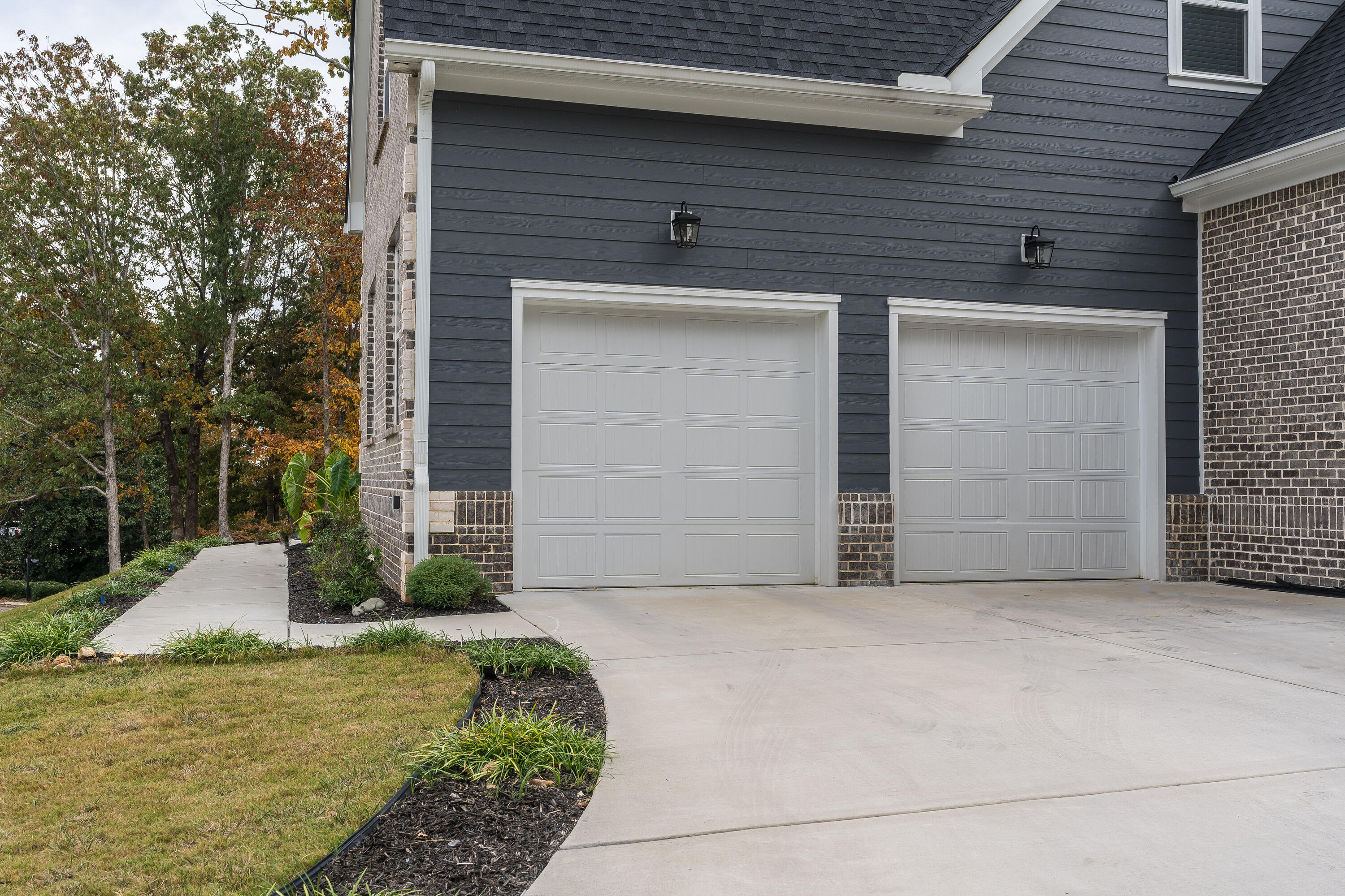 4728 Sussex Ln