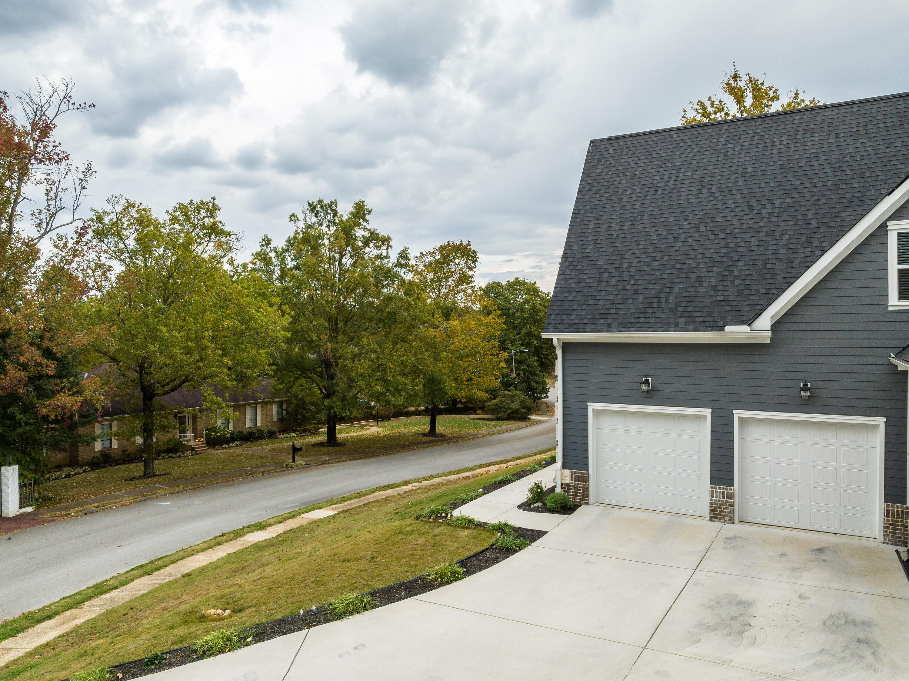 4728 Sussex Ln