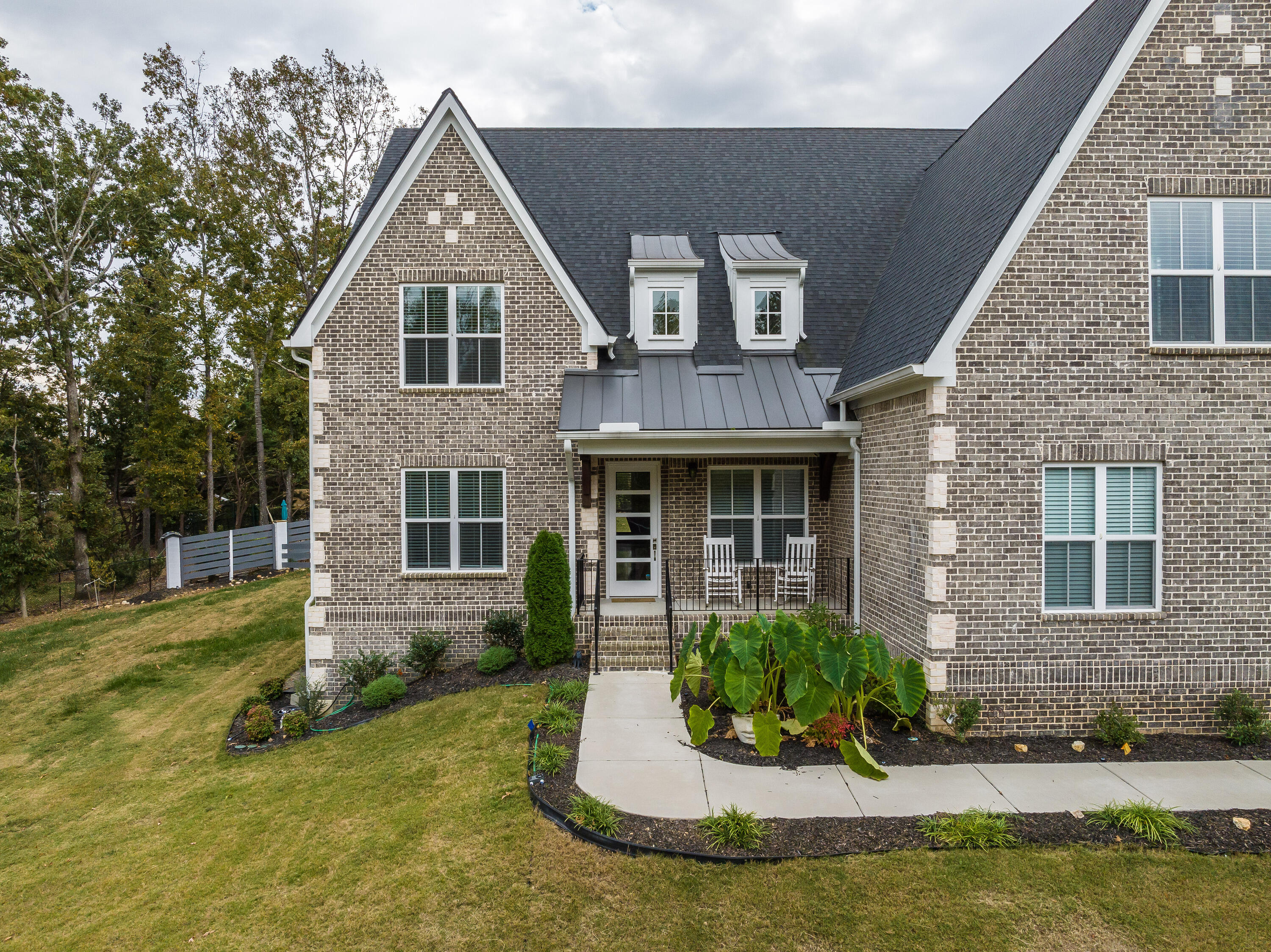 4728 Sussex Ln
