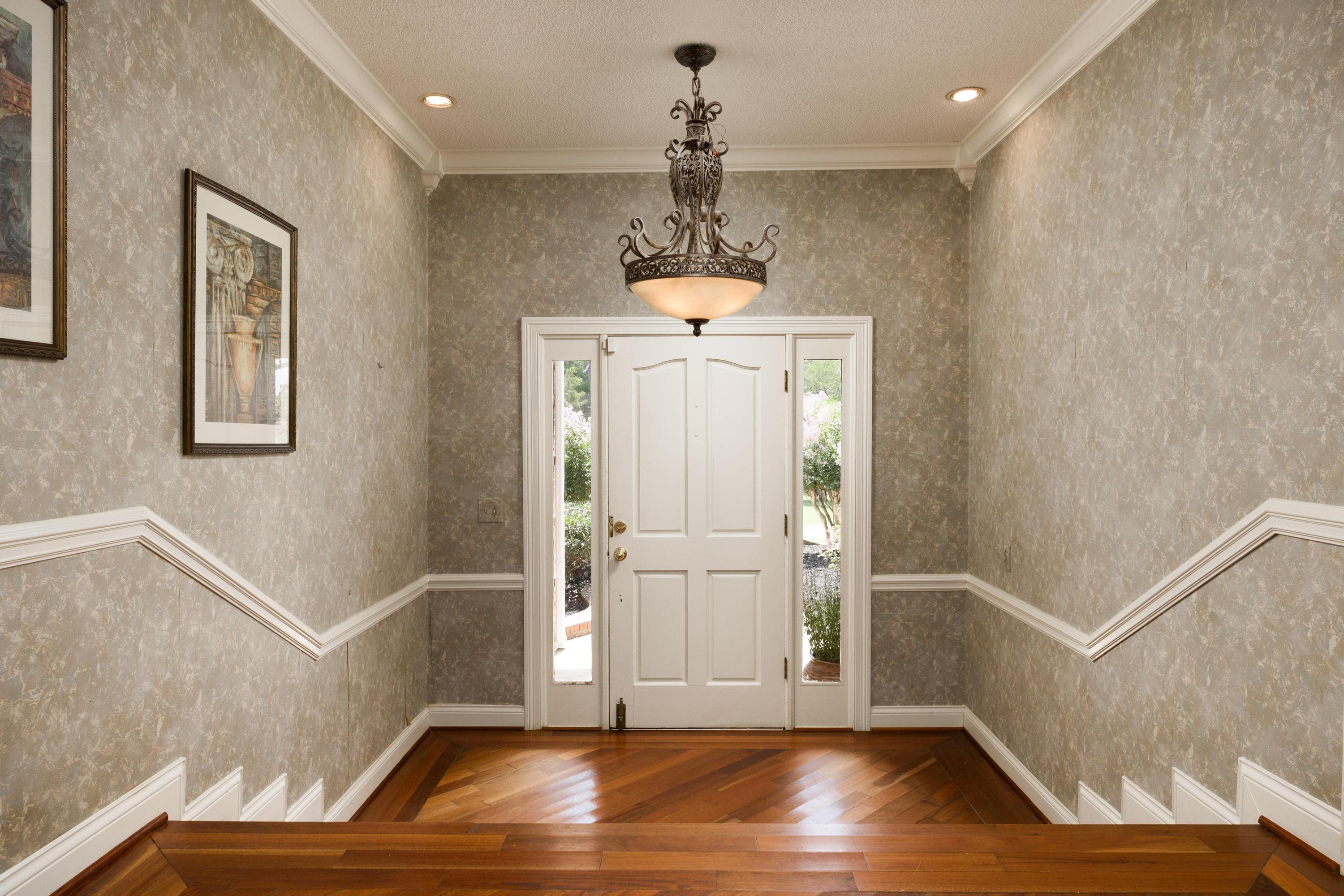 9021 Pleasant Lane