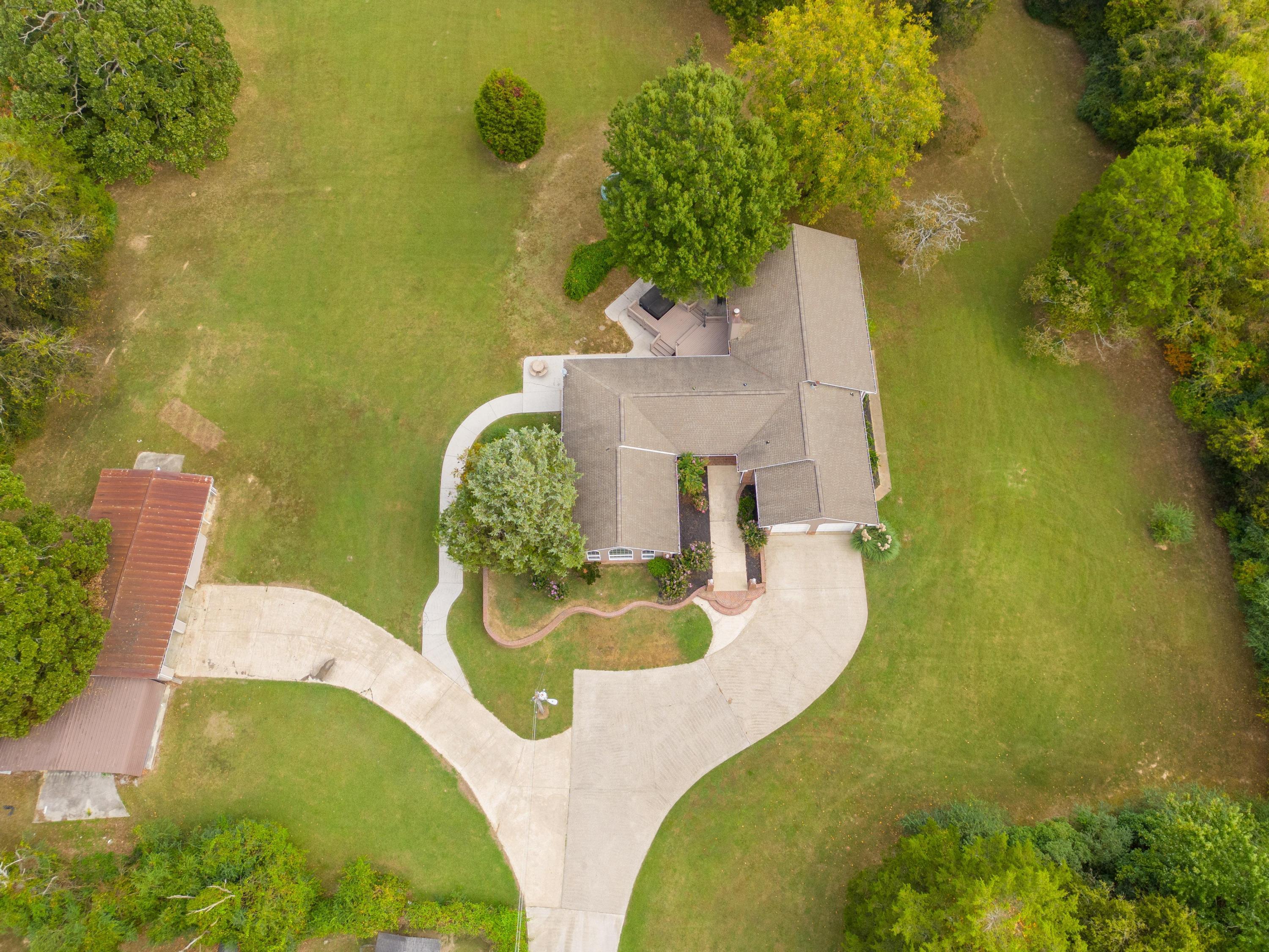 9021 Pleasant Lane