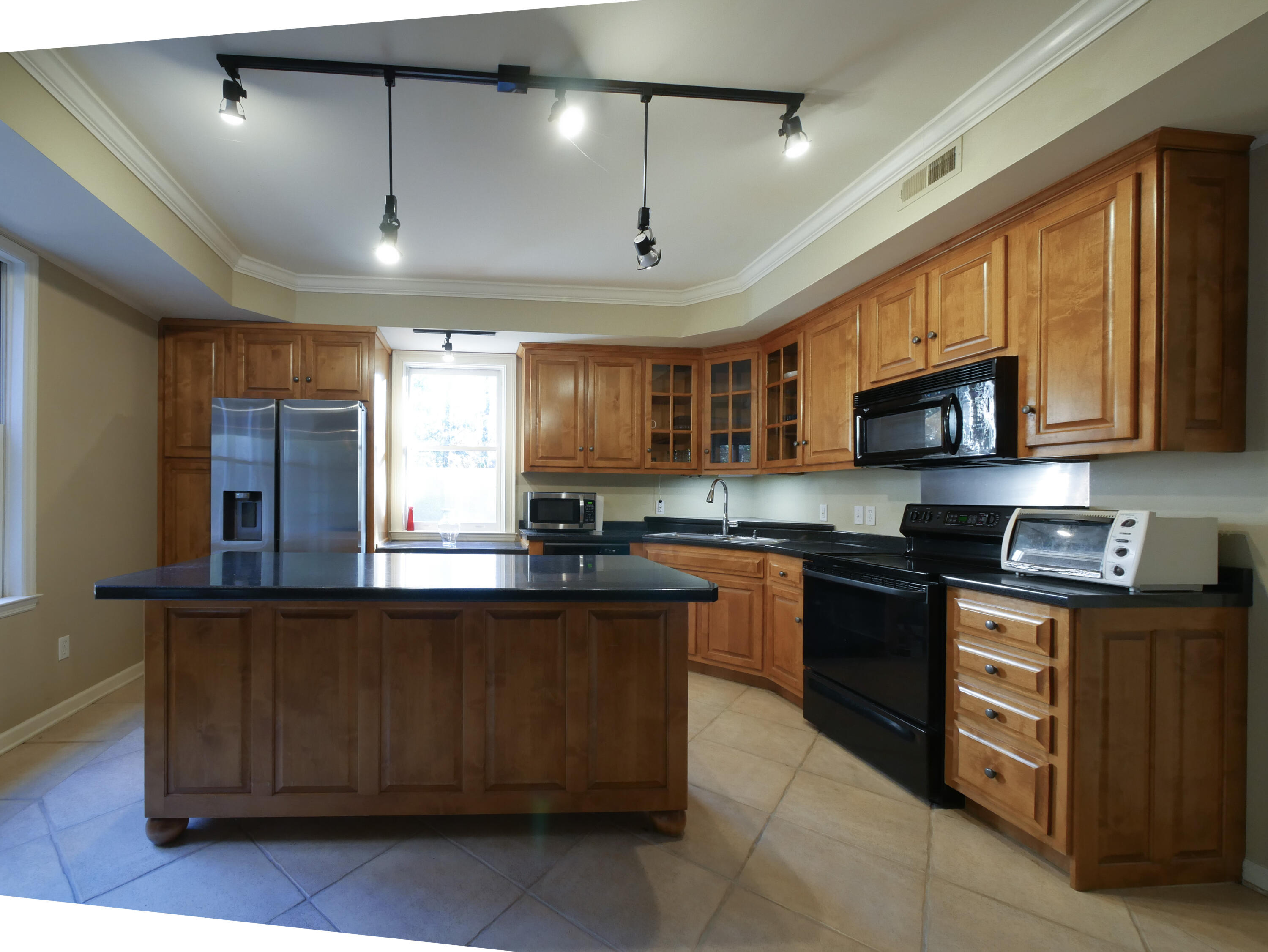 815 Sunset Mountain Drive