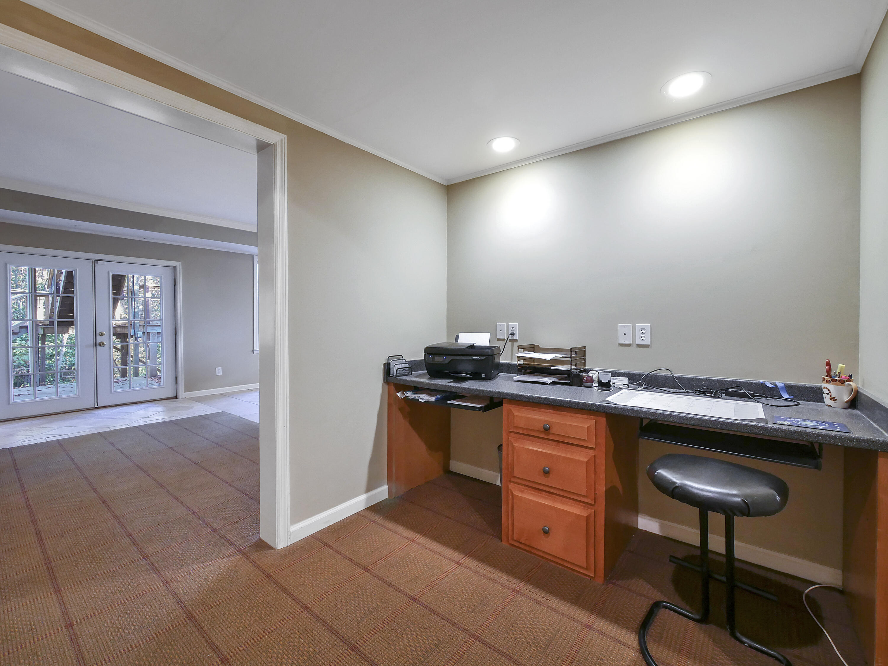 815 Sunset Mountain Drive