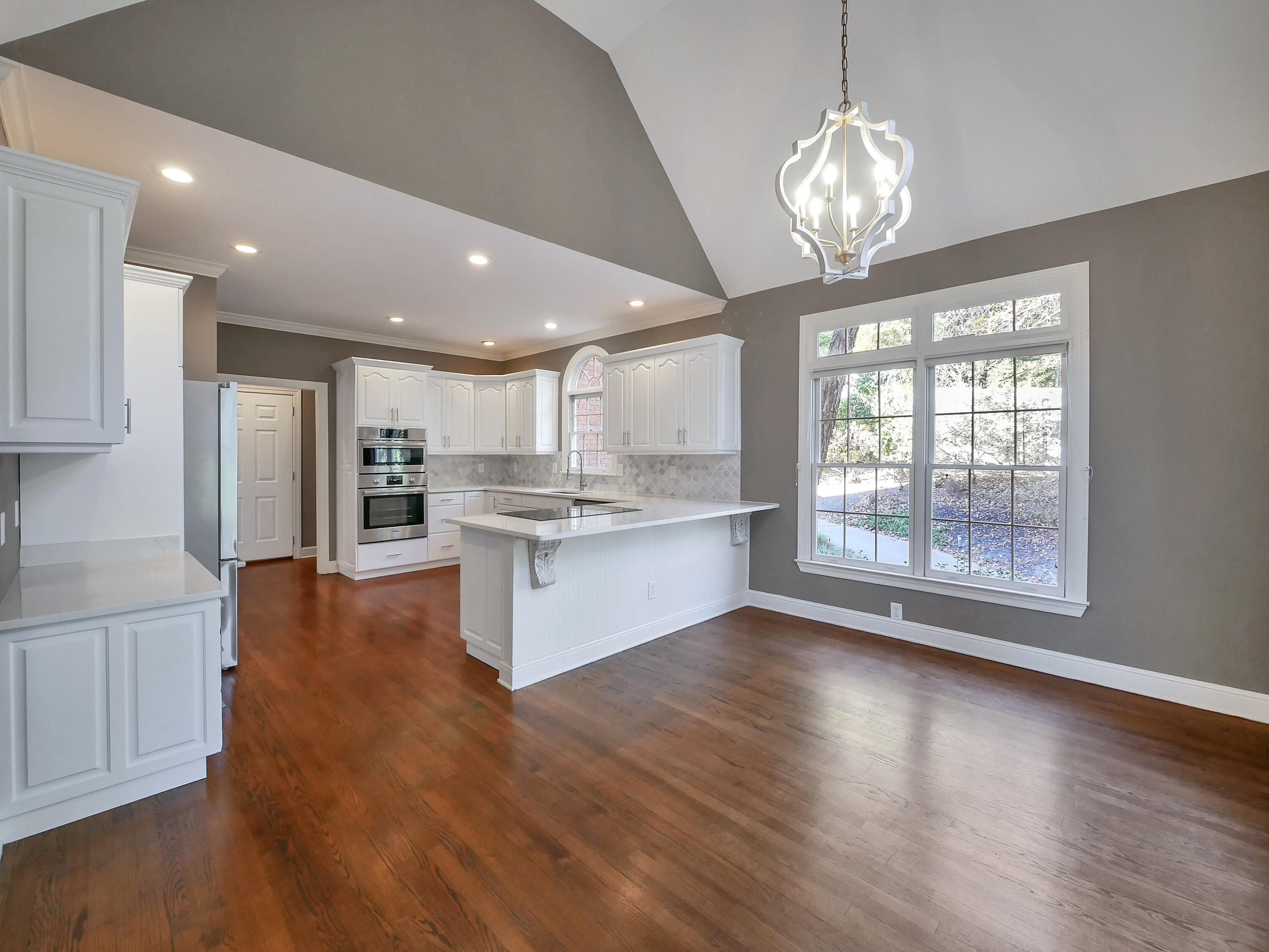 815 Sunset Mountain Drive