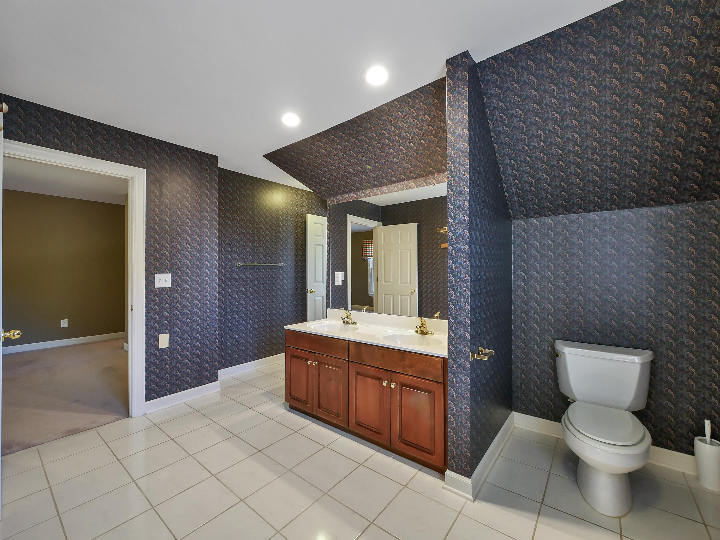 815 Sunset Mountain Drive