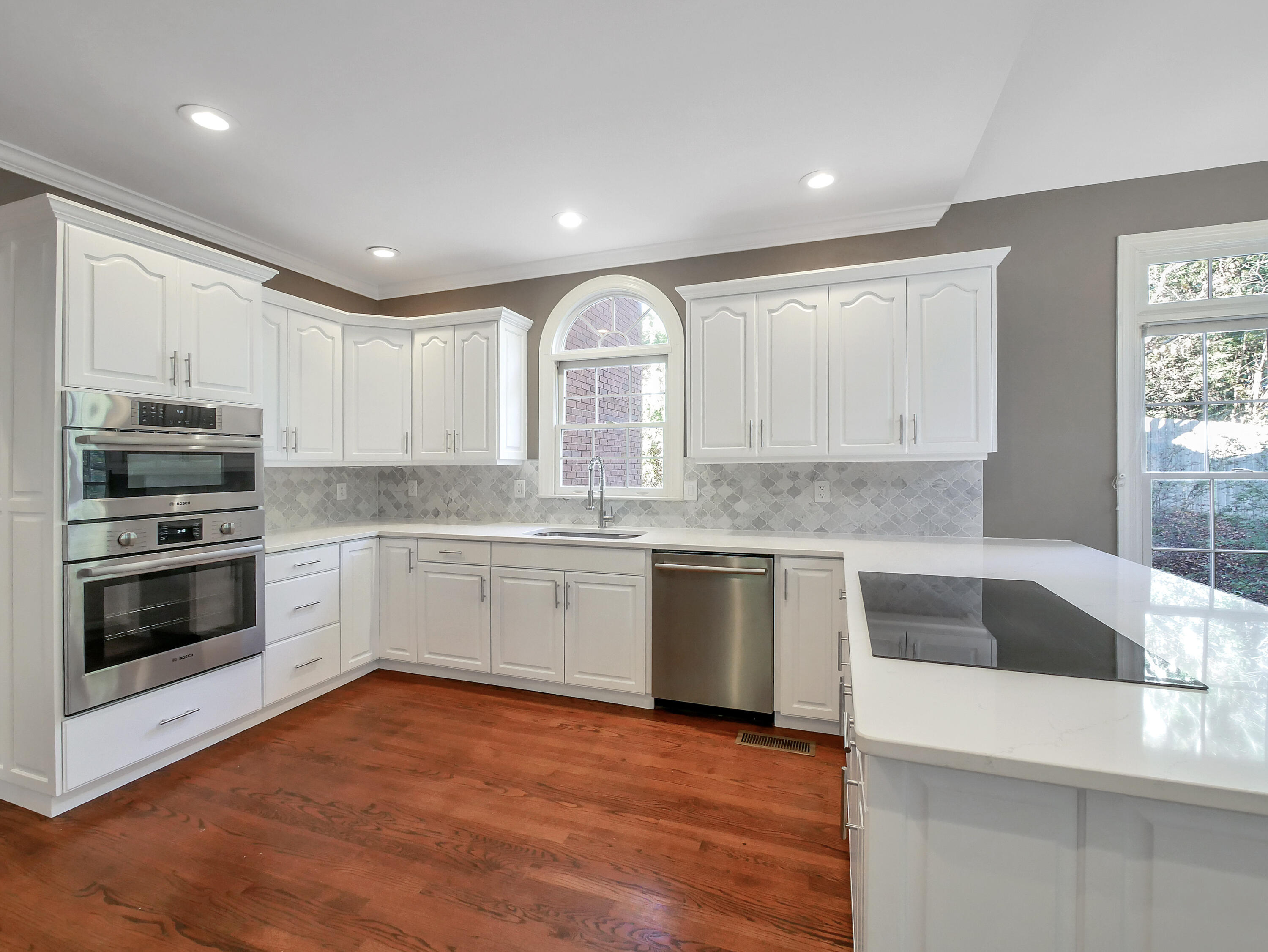 815 Sunset Mountain Drive