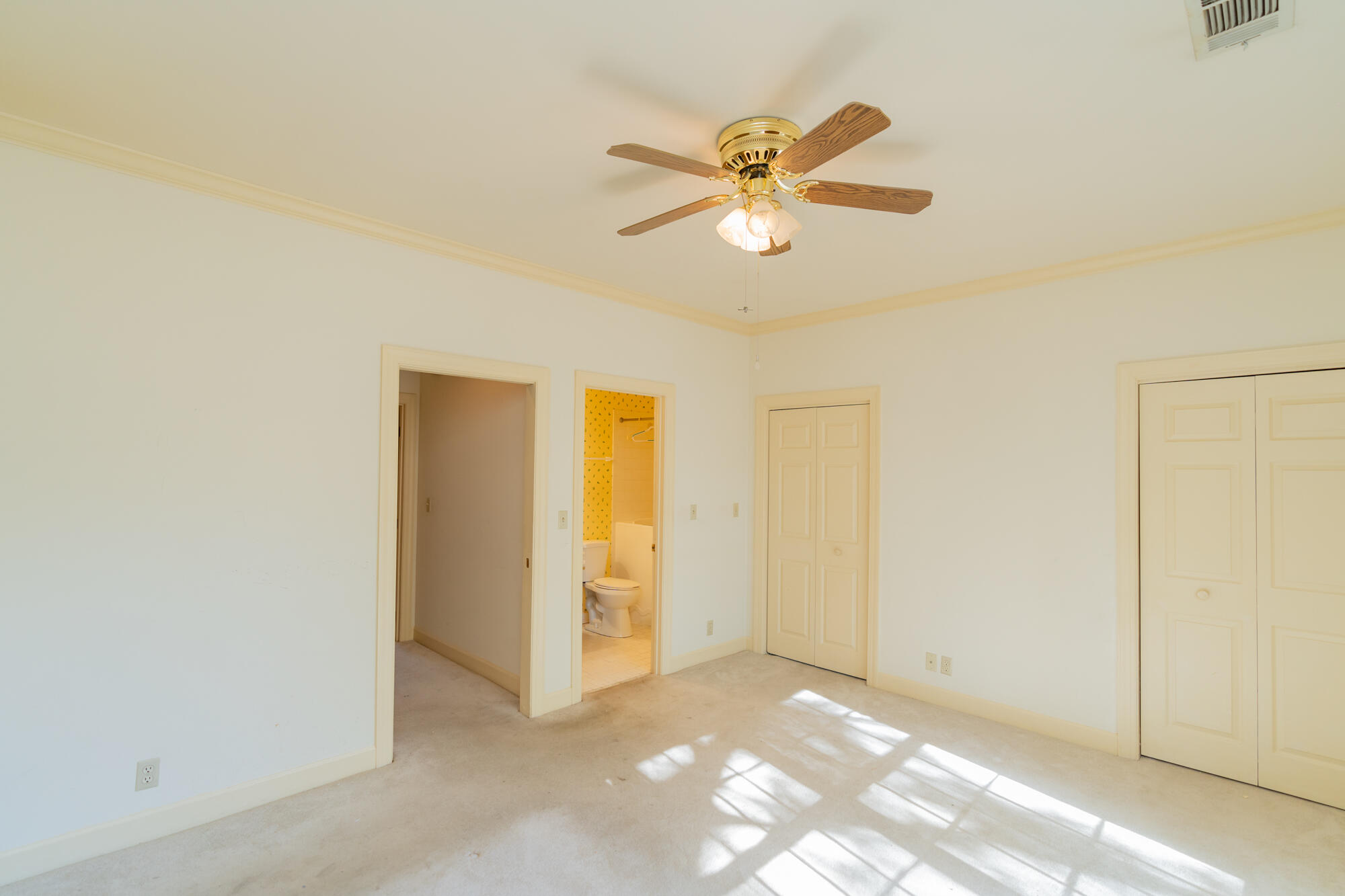 1137 Constitution Drive