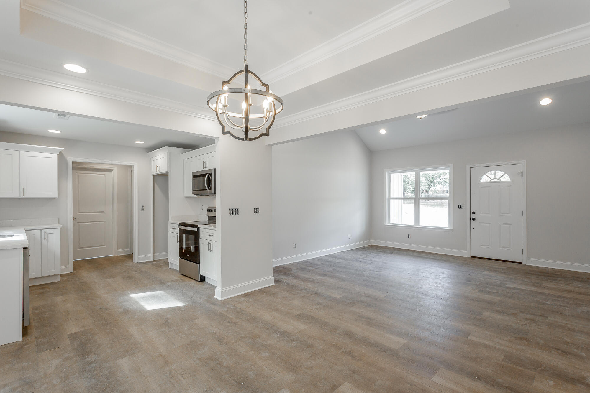 207 Darvin Lane, LaFayette
