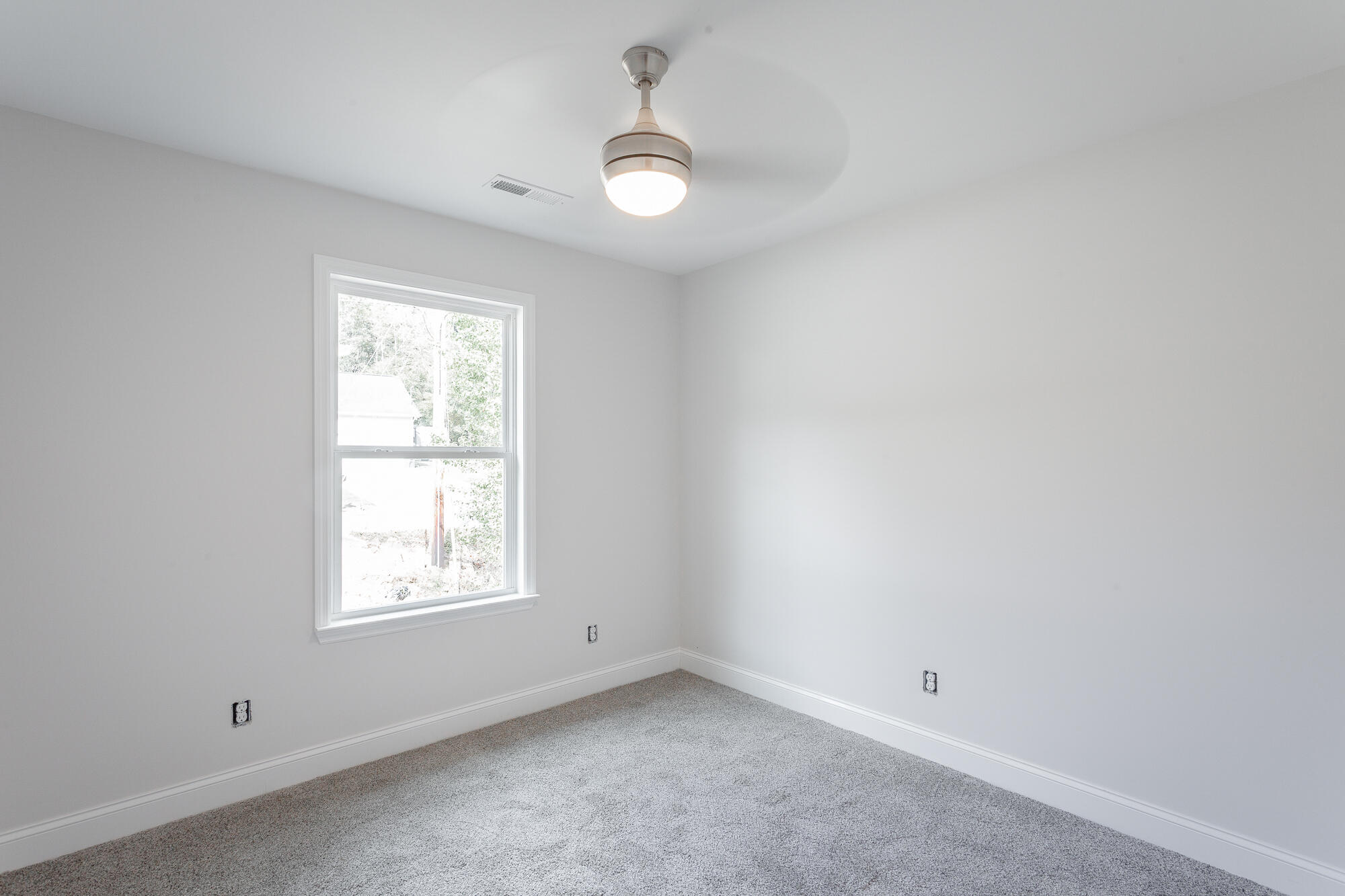207 Darvin Lane, LaFayette