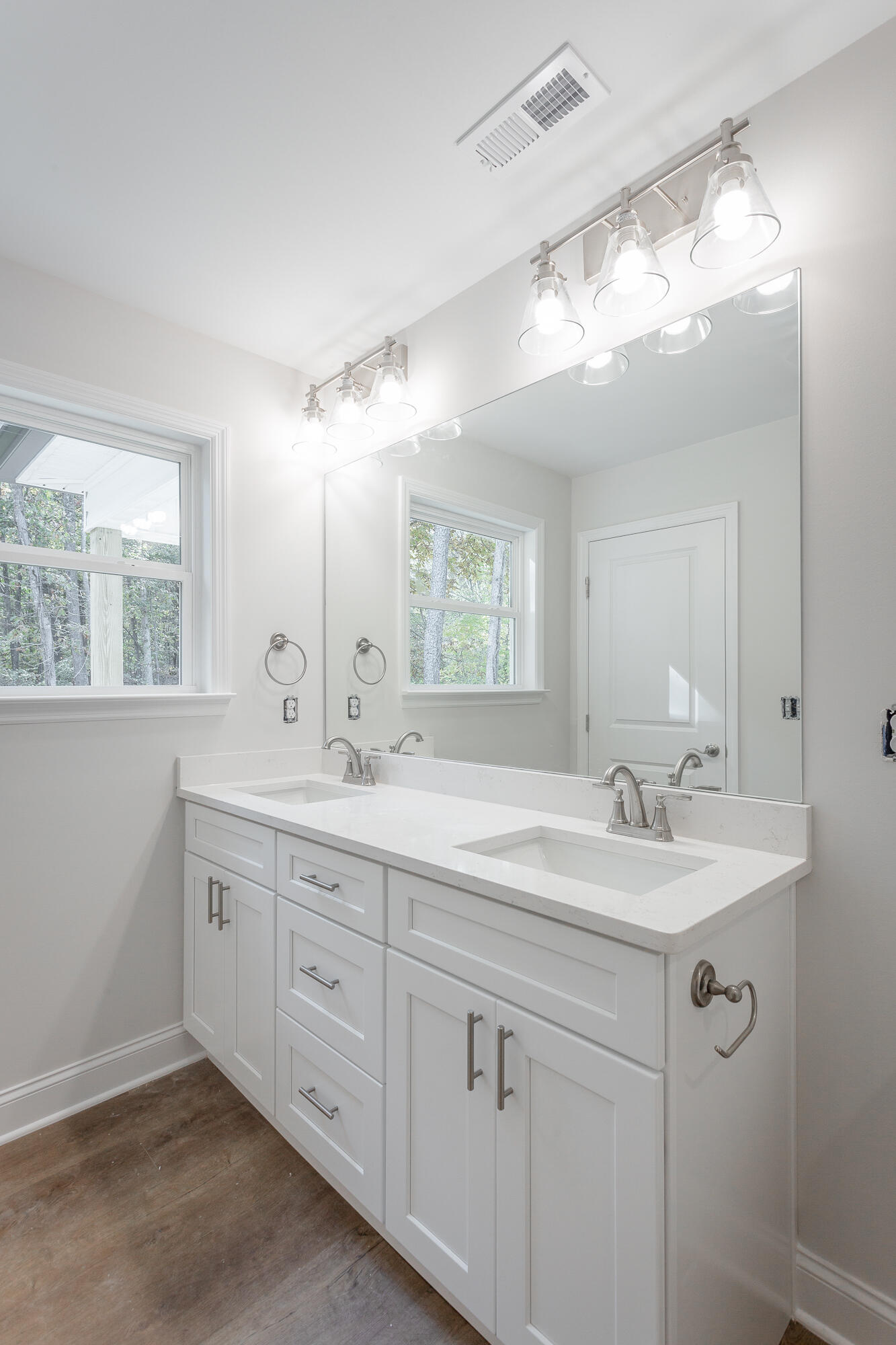 207 Darvin Lane, LaFayette