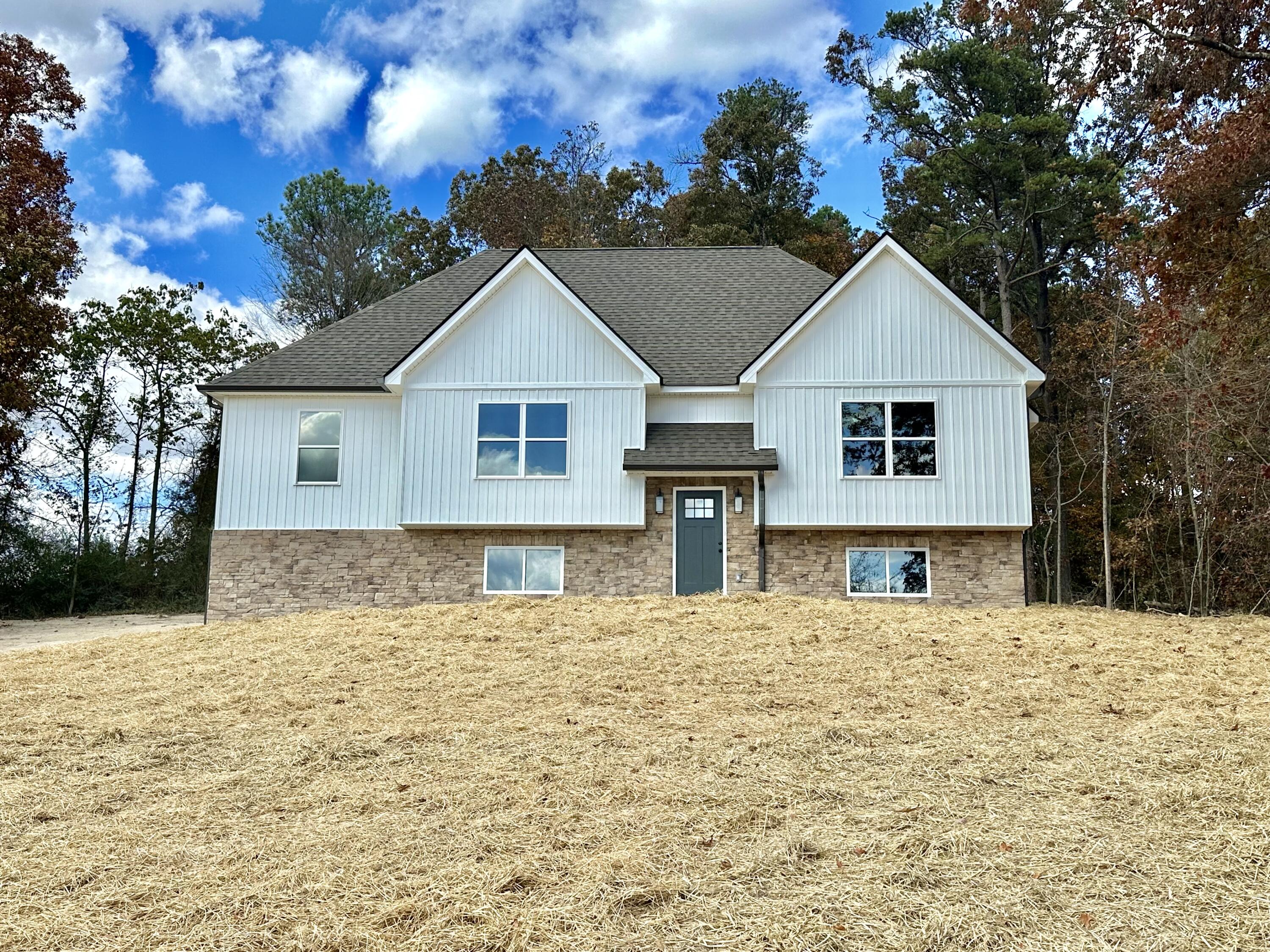 411 Howard Leonard Road