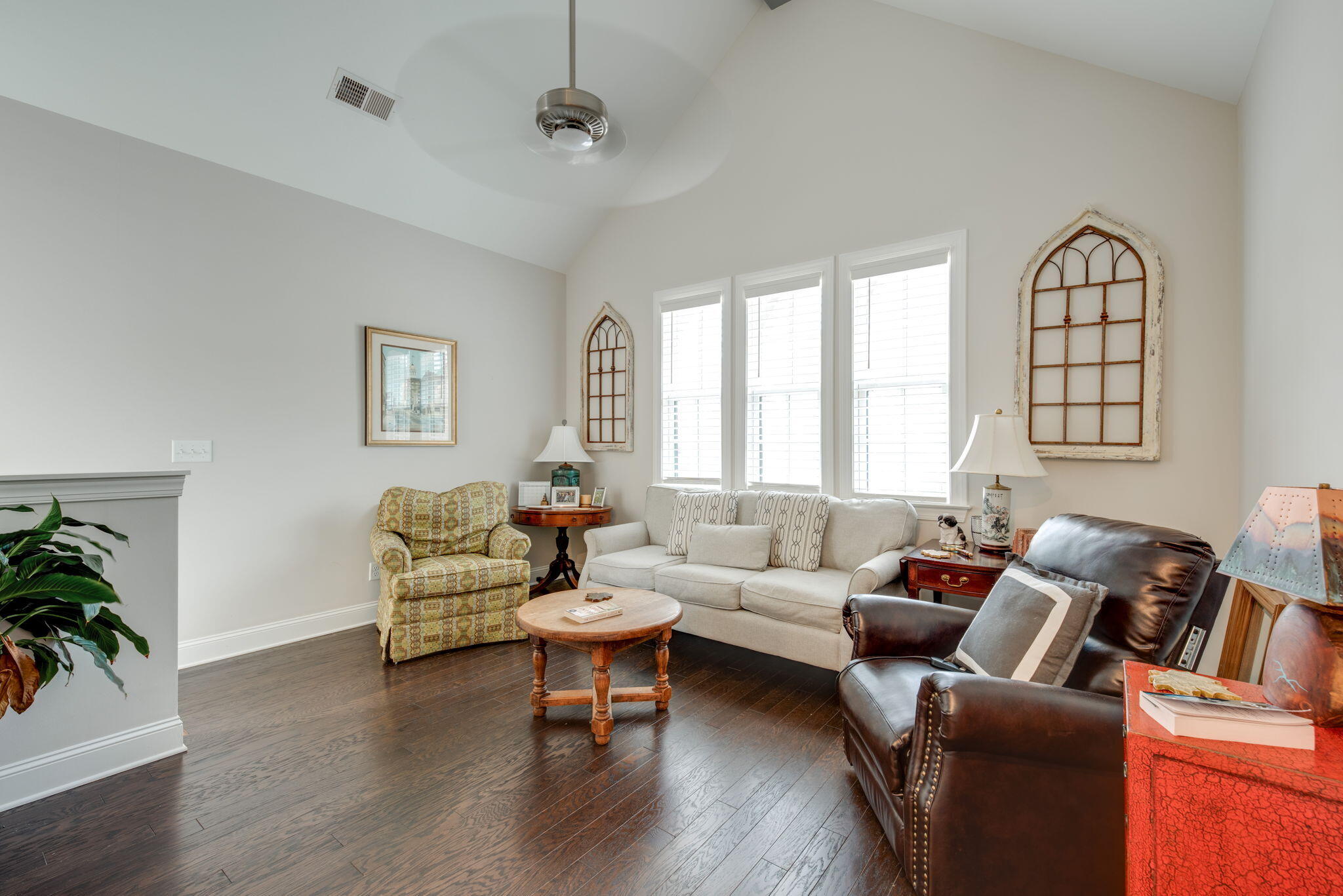 5481 Abby Grace Loop