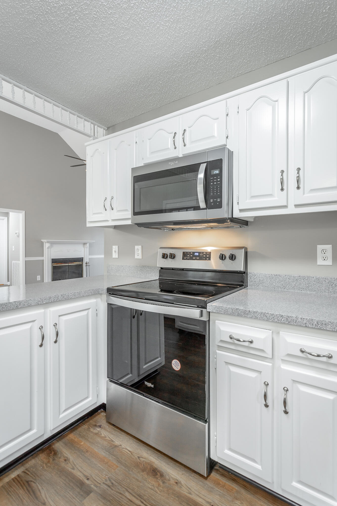 802 Ashbrook Drive