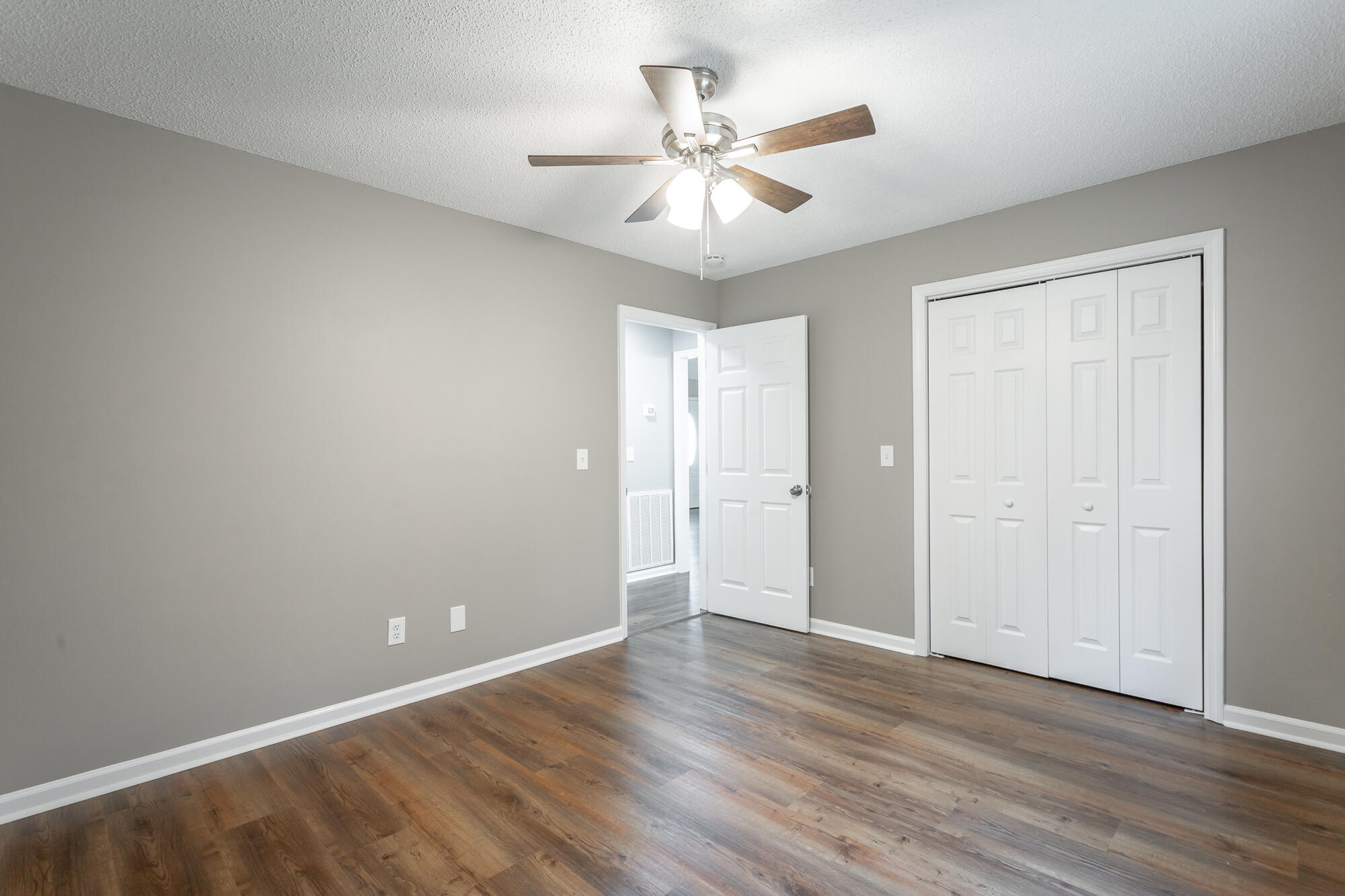 802 Ashbrook Drive