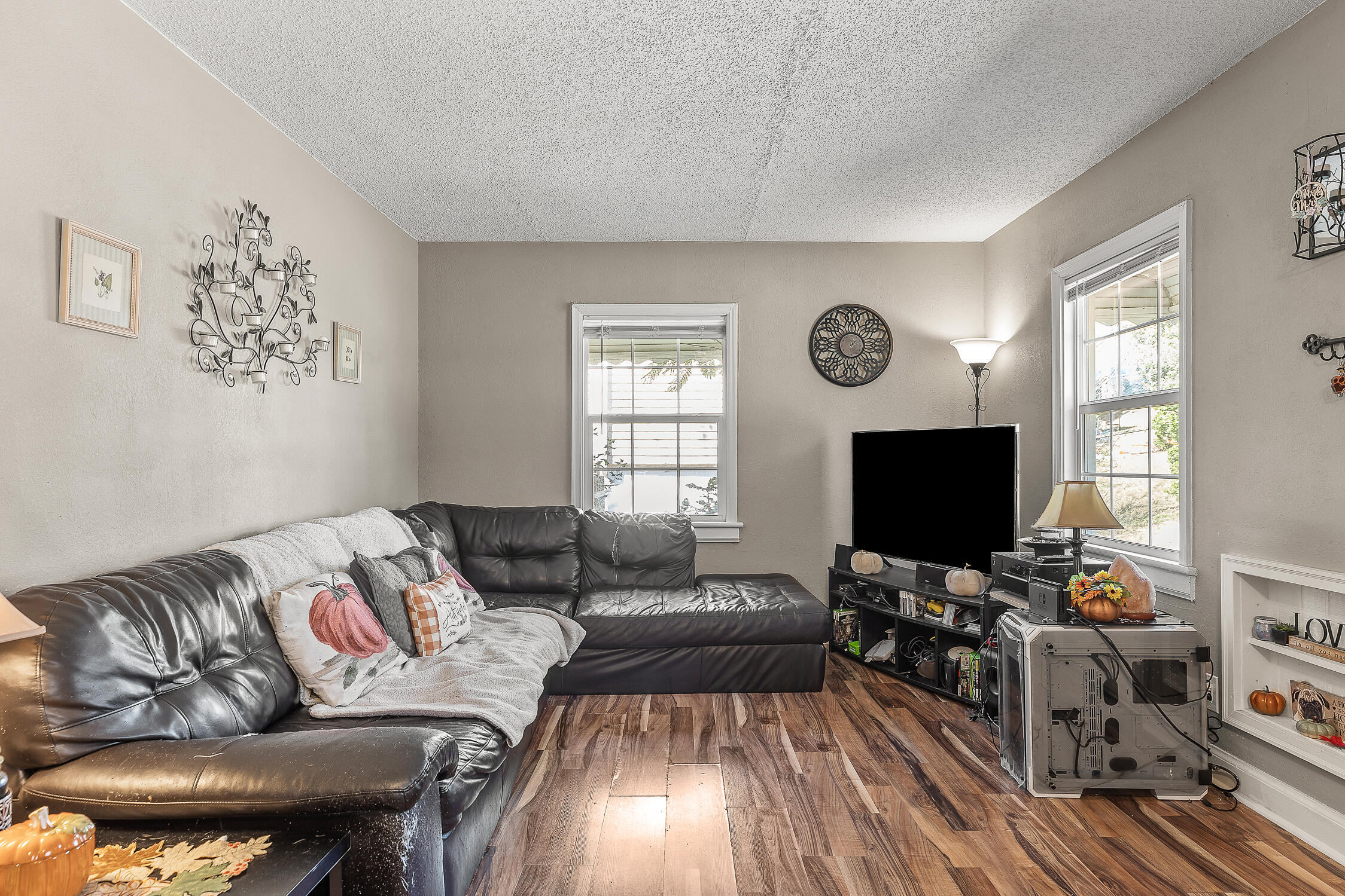 3822 Kingwood Circle