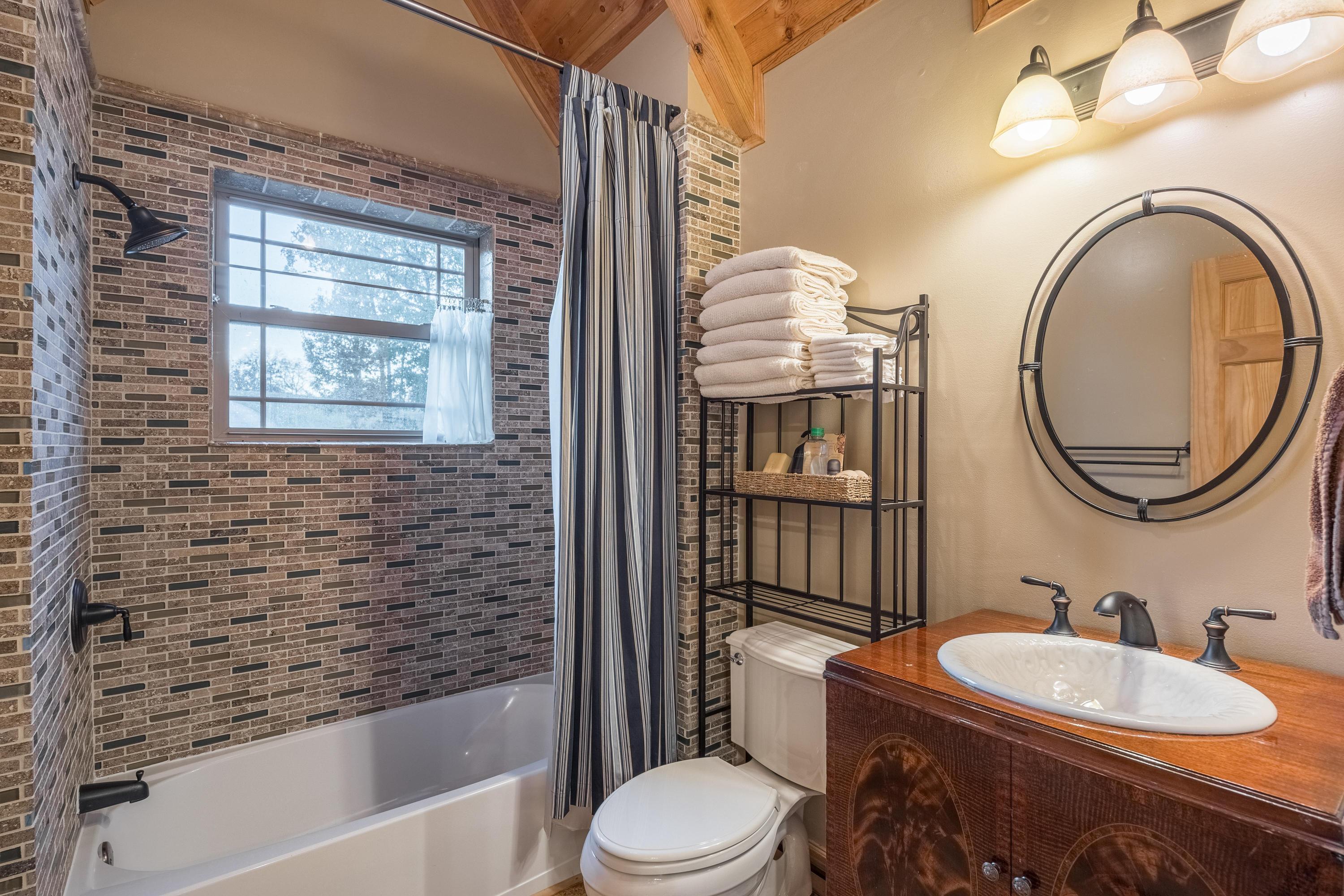 105 Driftwood Lane