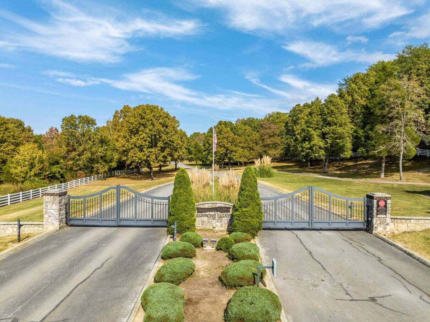 105 Driftwood Lane