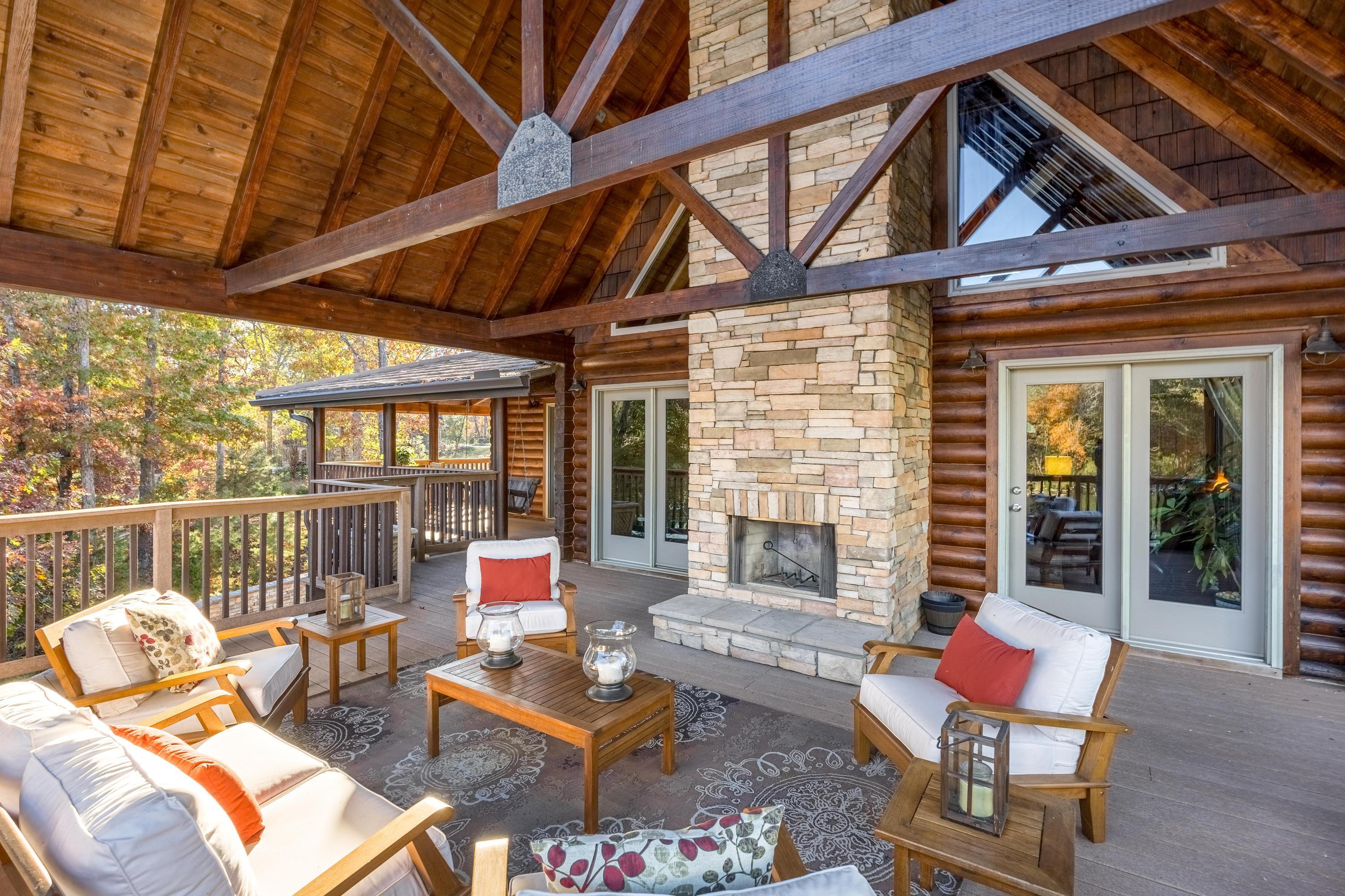 105 Driftwood Lane