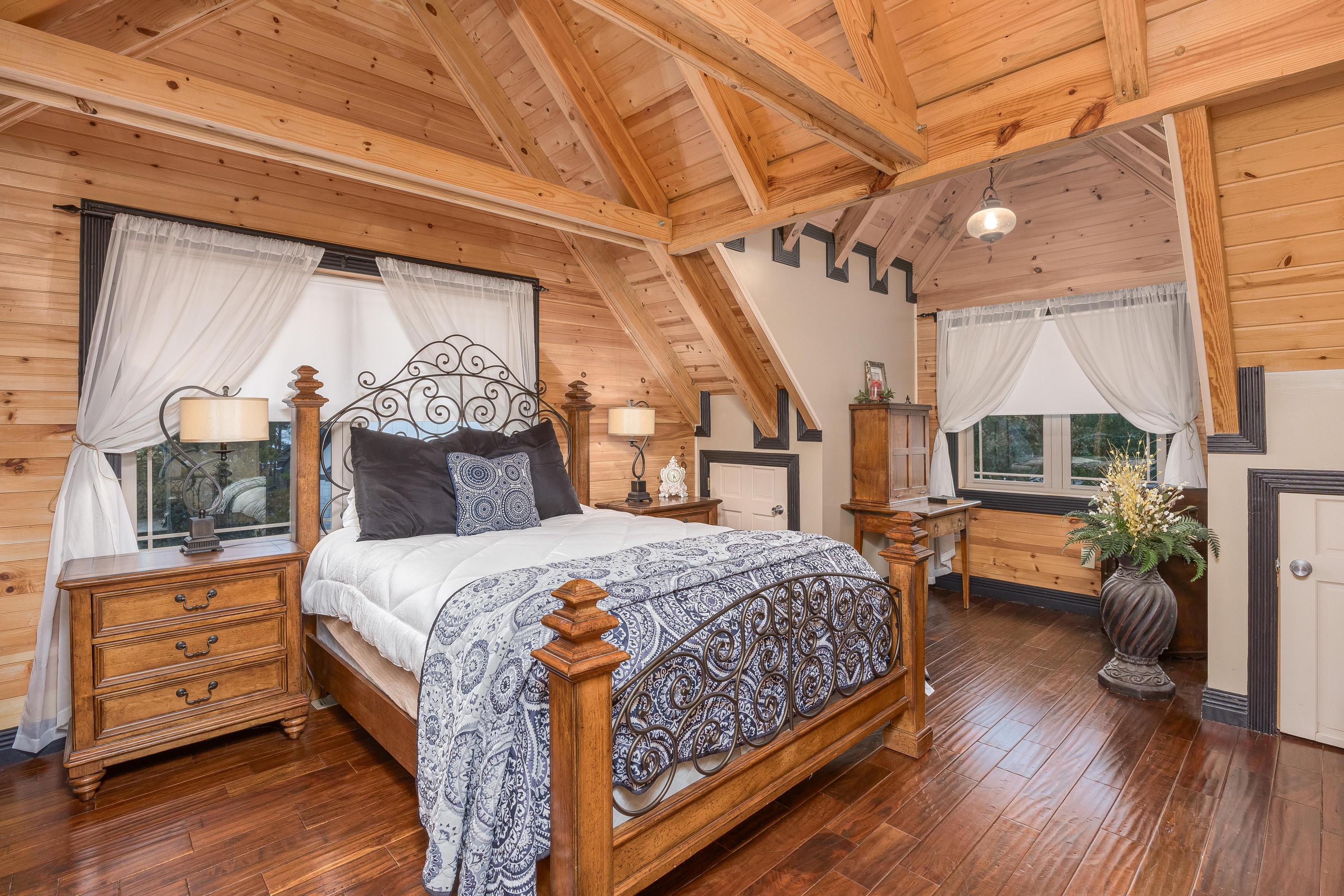 105 Driftwood Lane