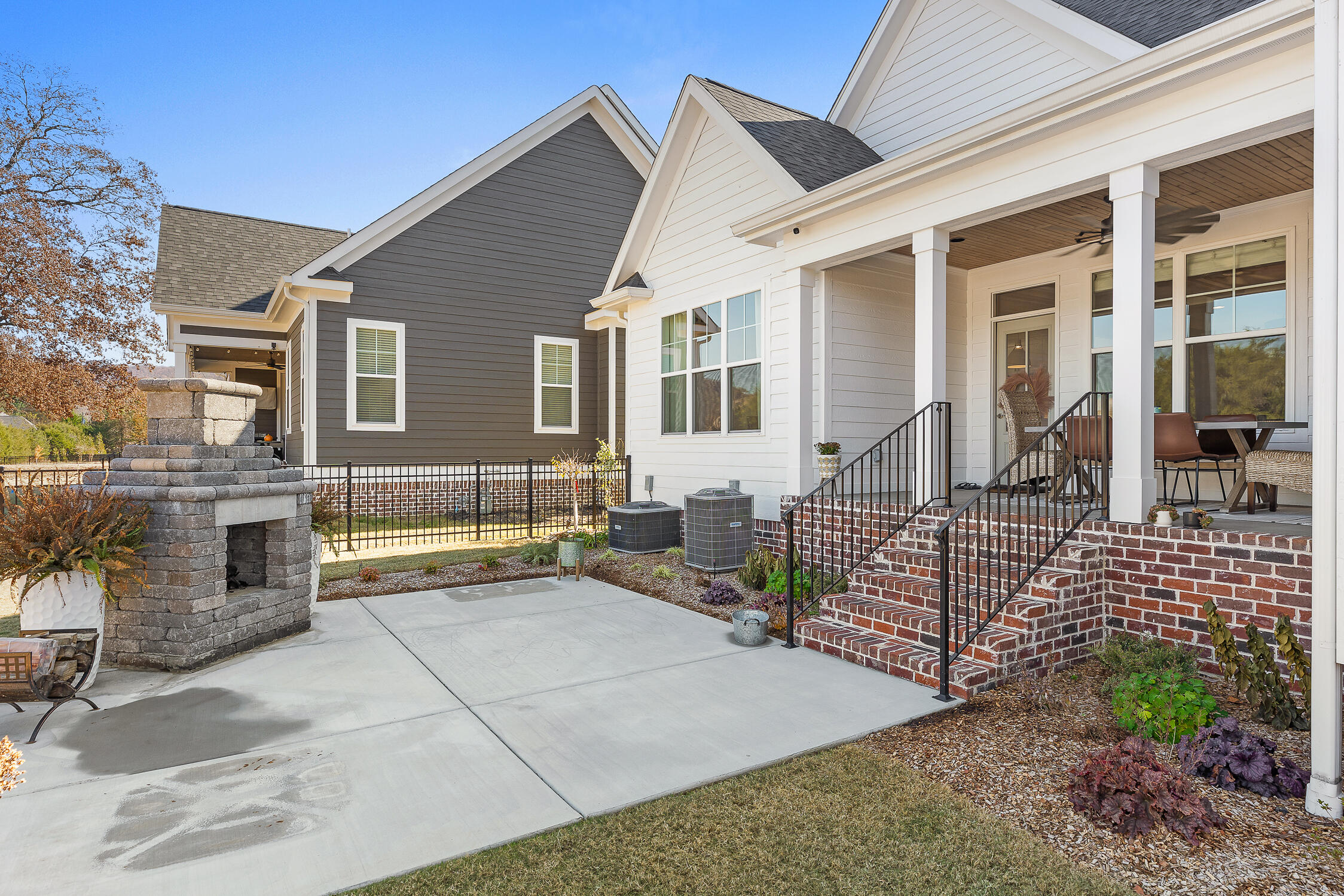 8893 Grey Reed Drive