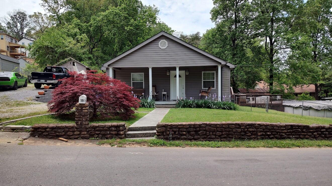 104 Wayne Avenue