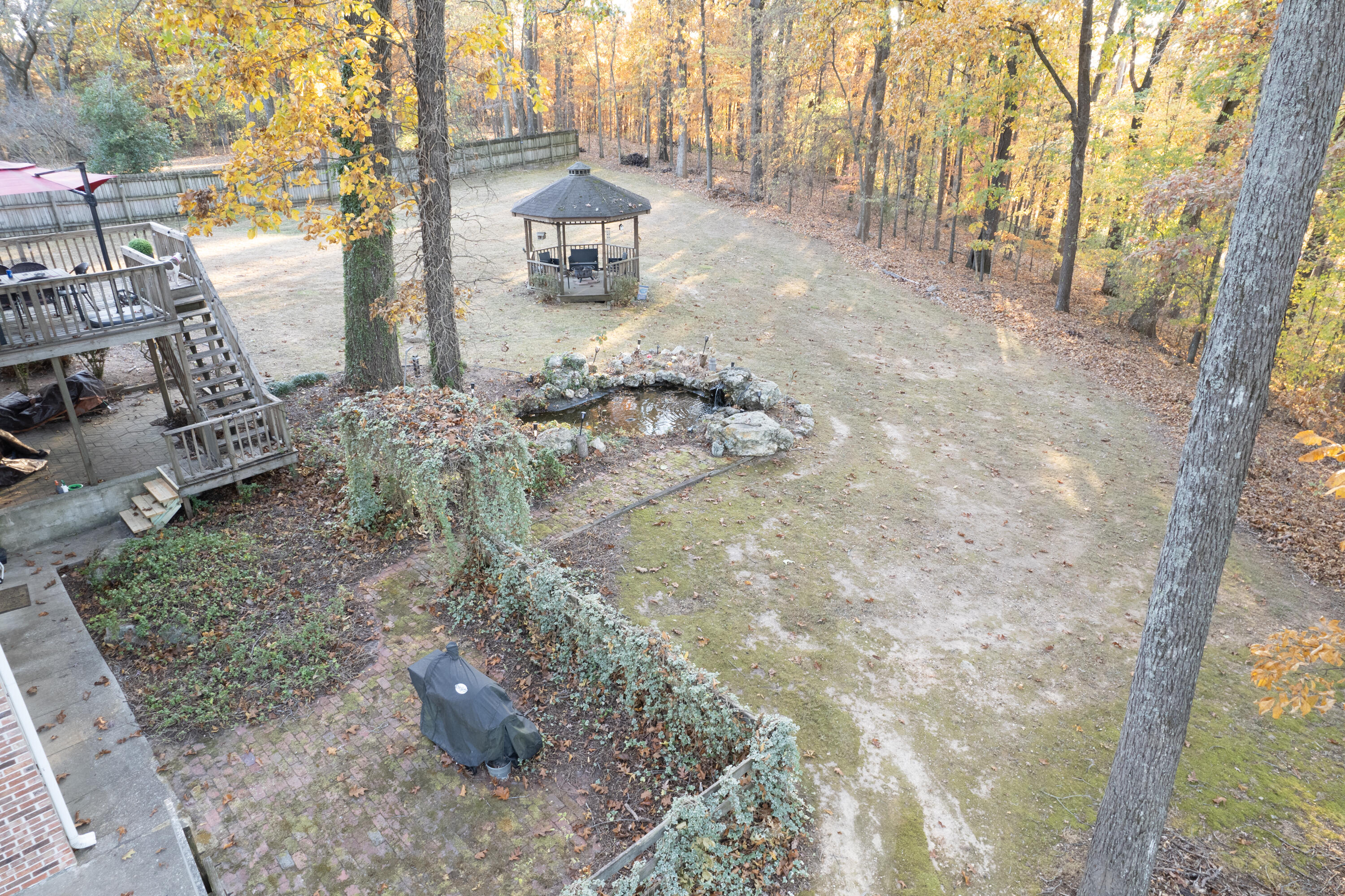 40 E Carolyn Circle