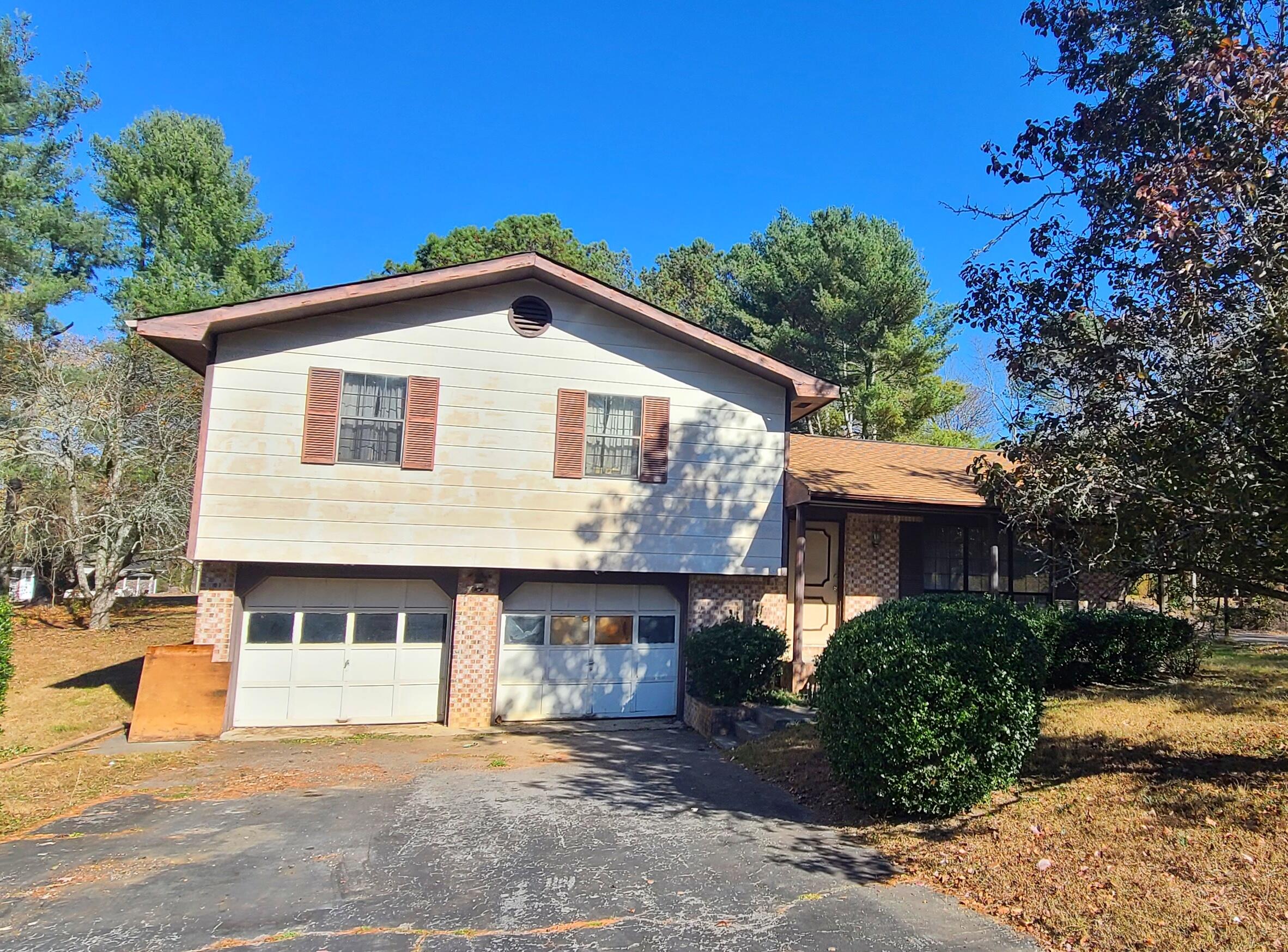 63 Townsend Circle