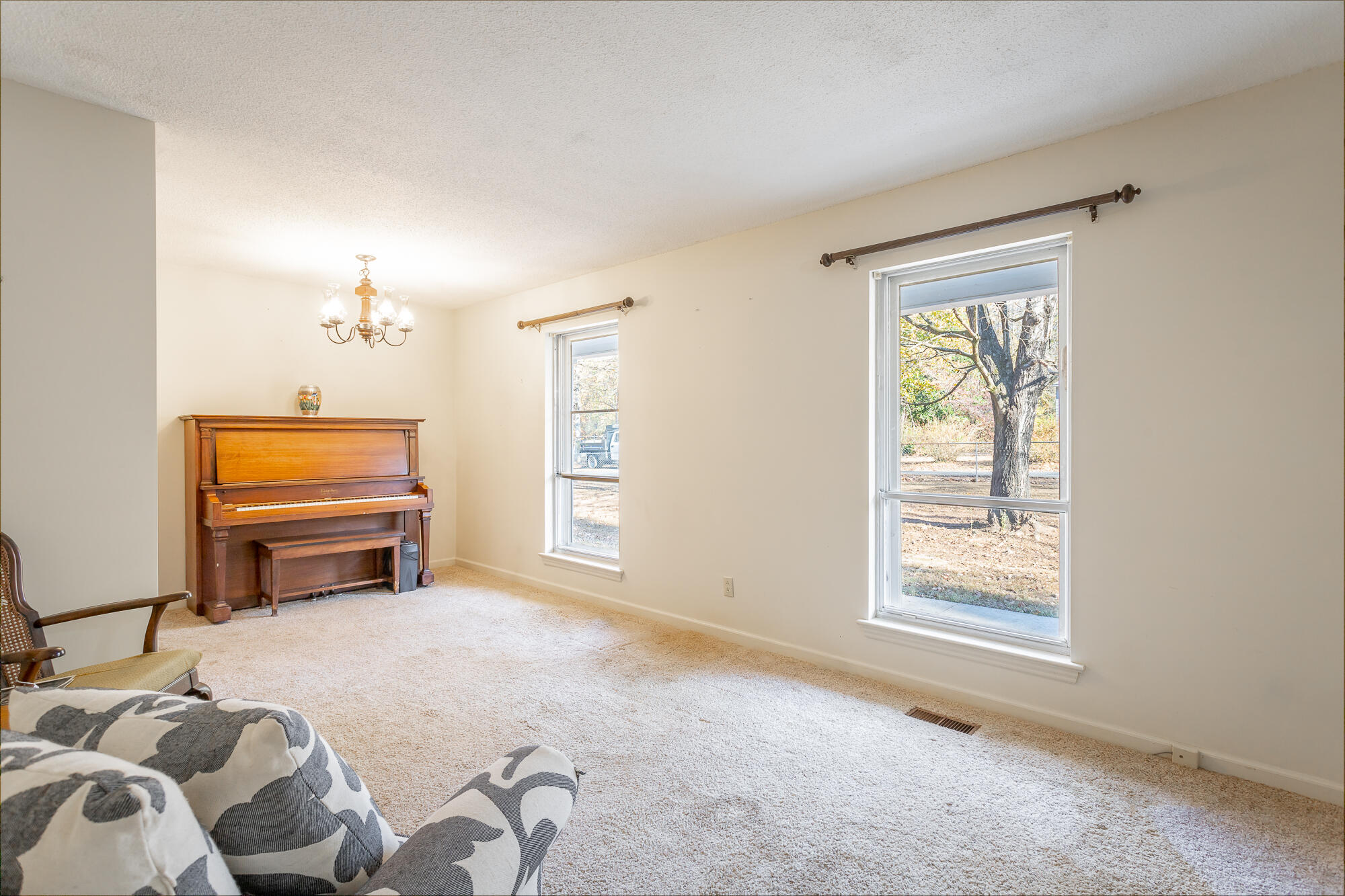 618 Rakestraw Road, McDonald