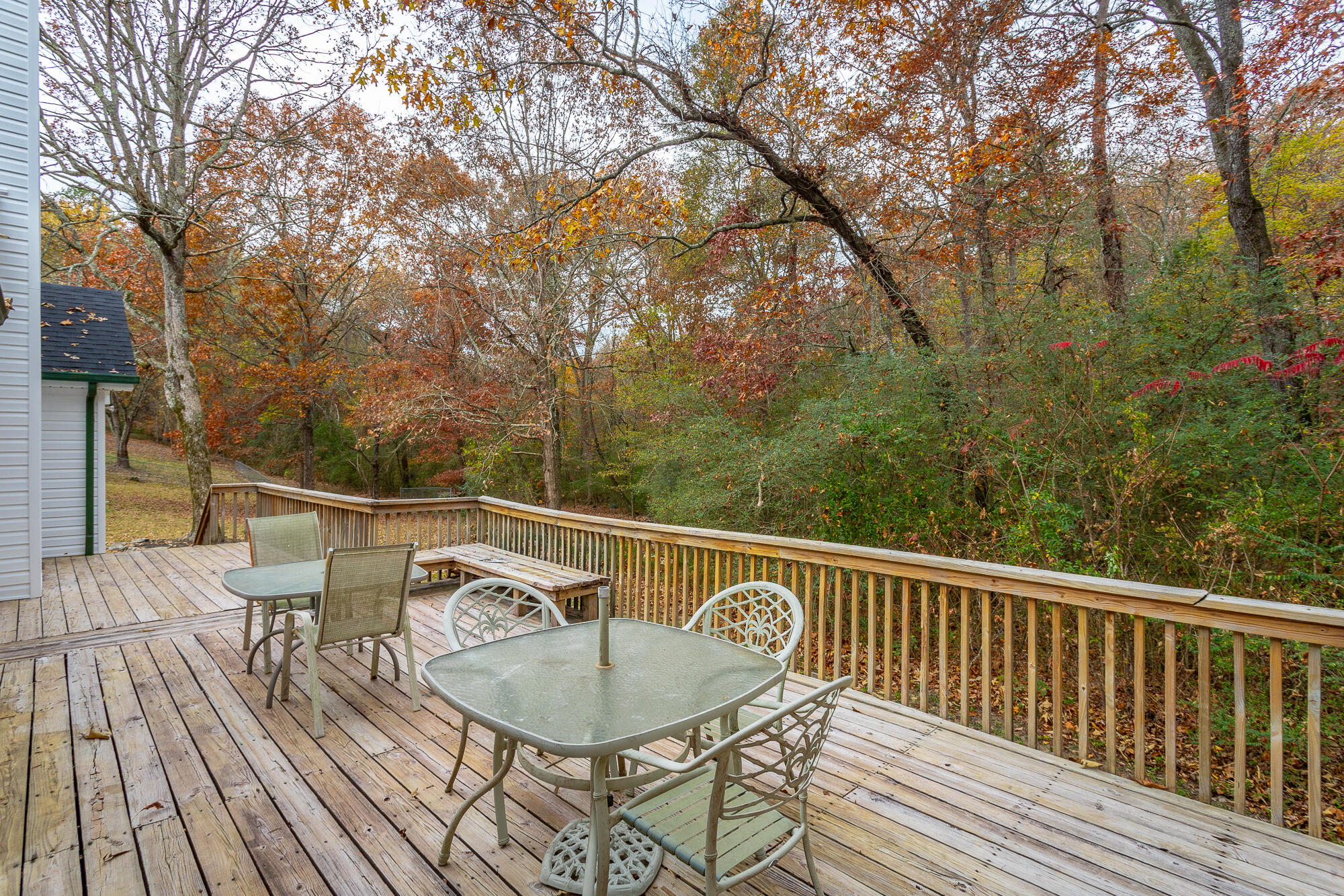 2422 W Wind Drive
