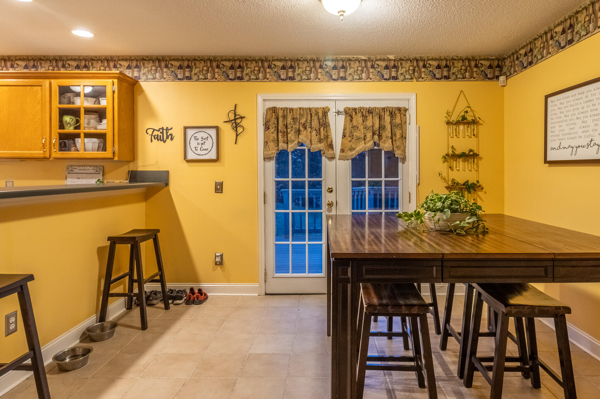 7088 Buttercup Lane