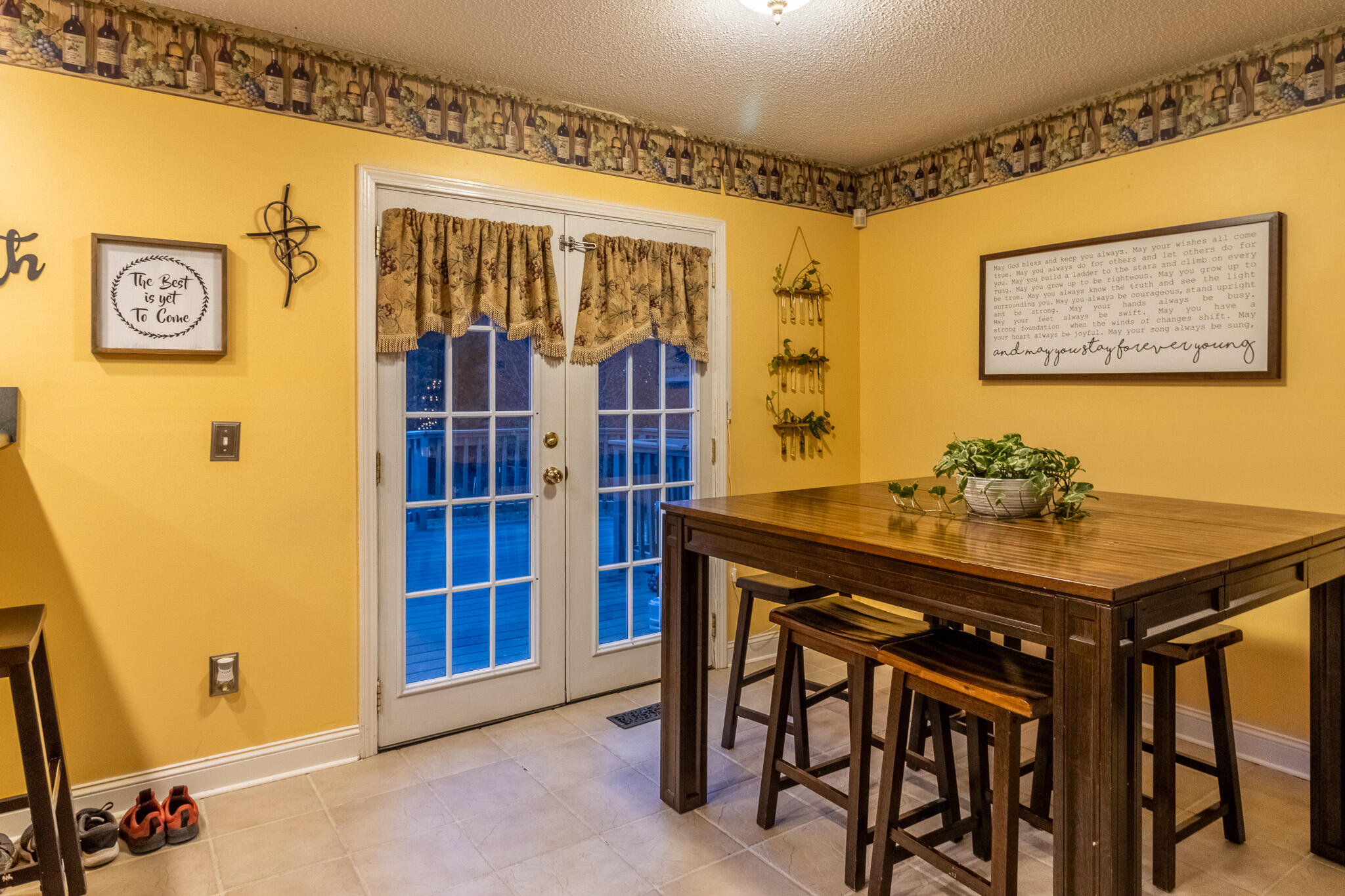 7088 Buttercup Lane