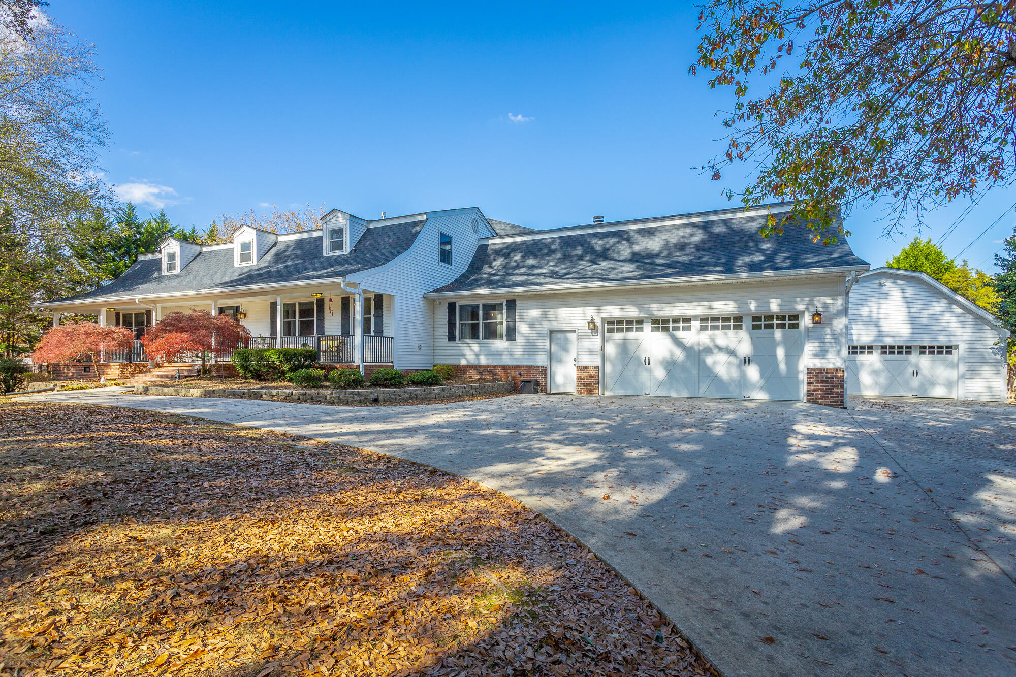 2911 Hamill Road