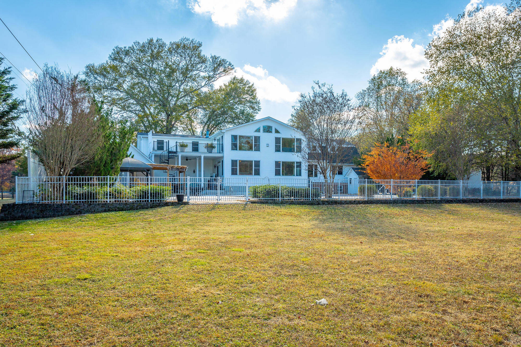 2911 Hamill Road