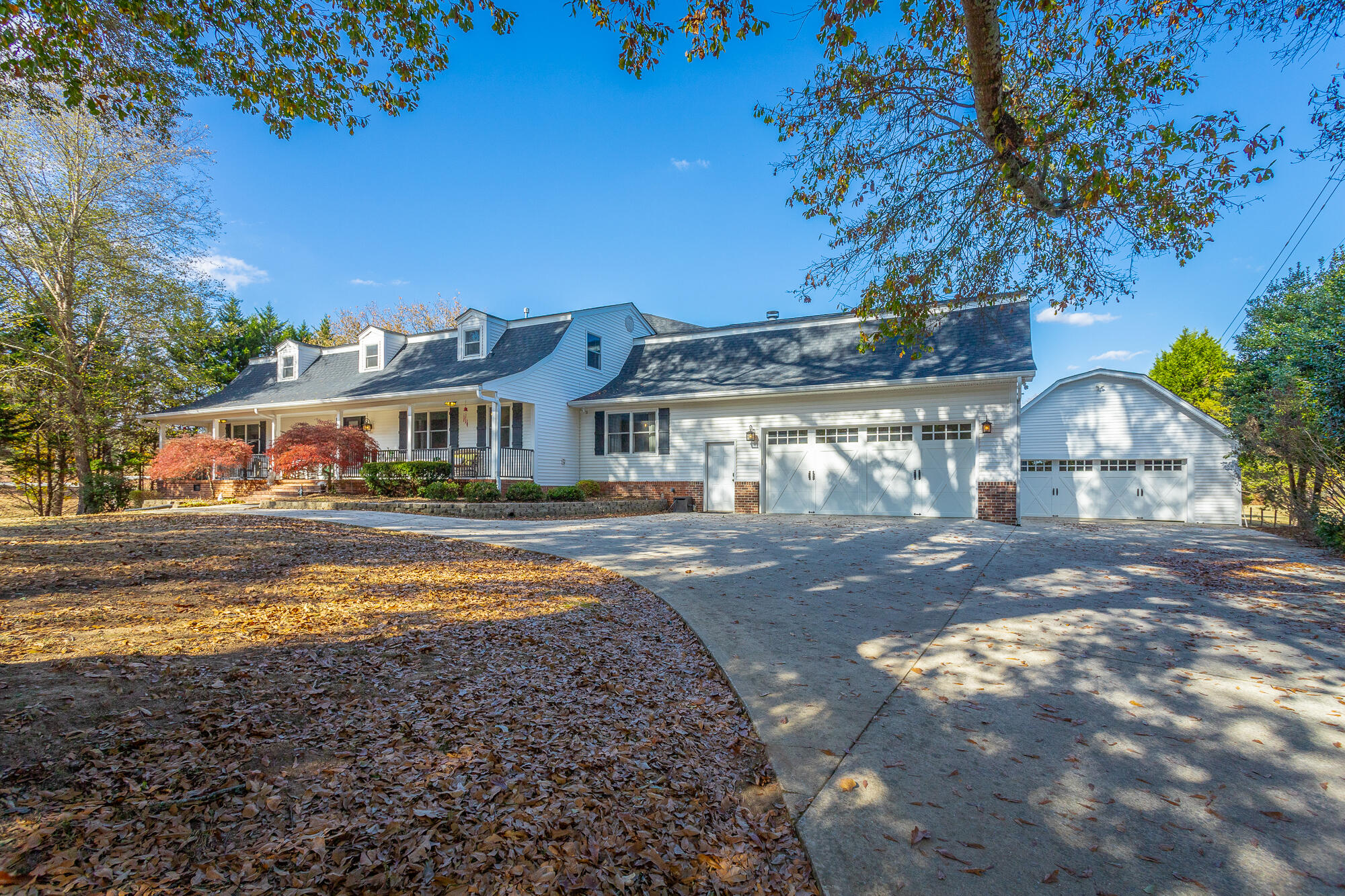 2911 Hamill Road