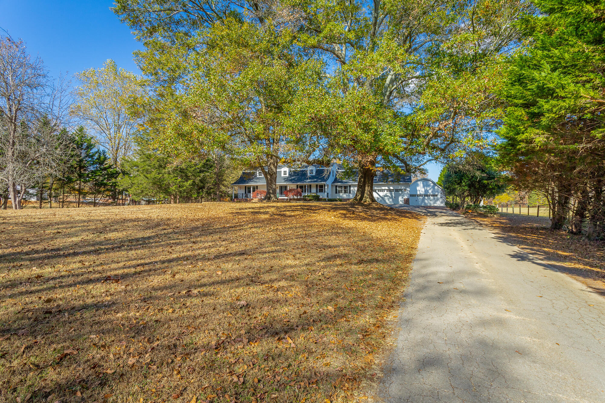 2911 Hamill Road