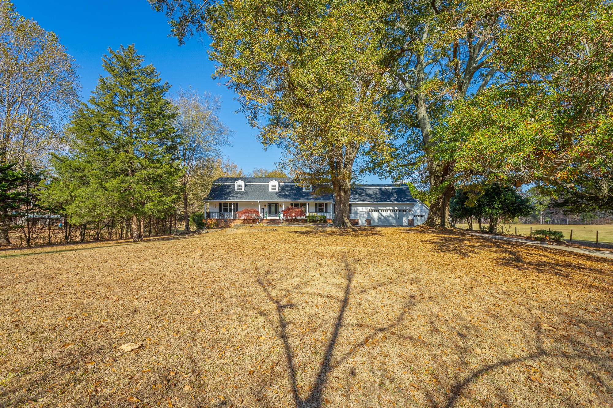 2911 Hamill Road