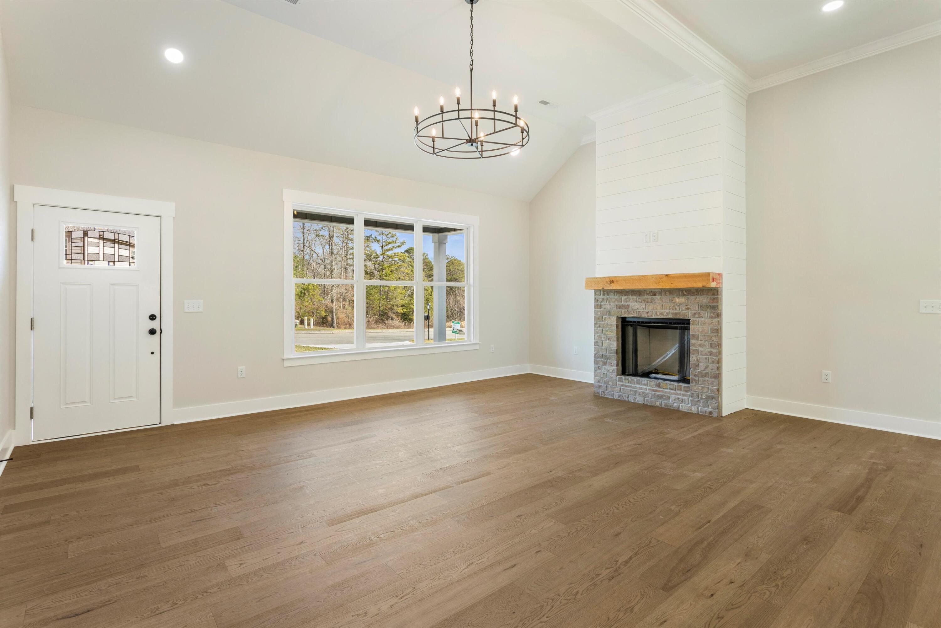419 Sentry Oaks