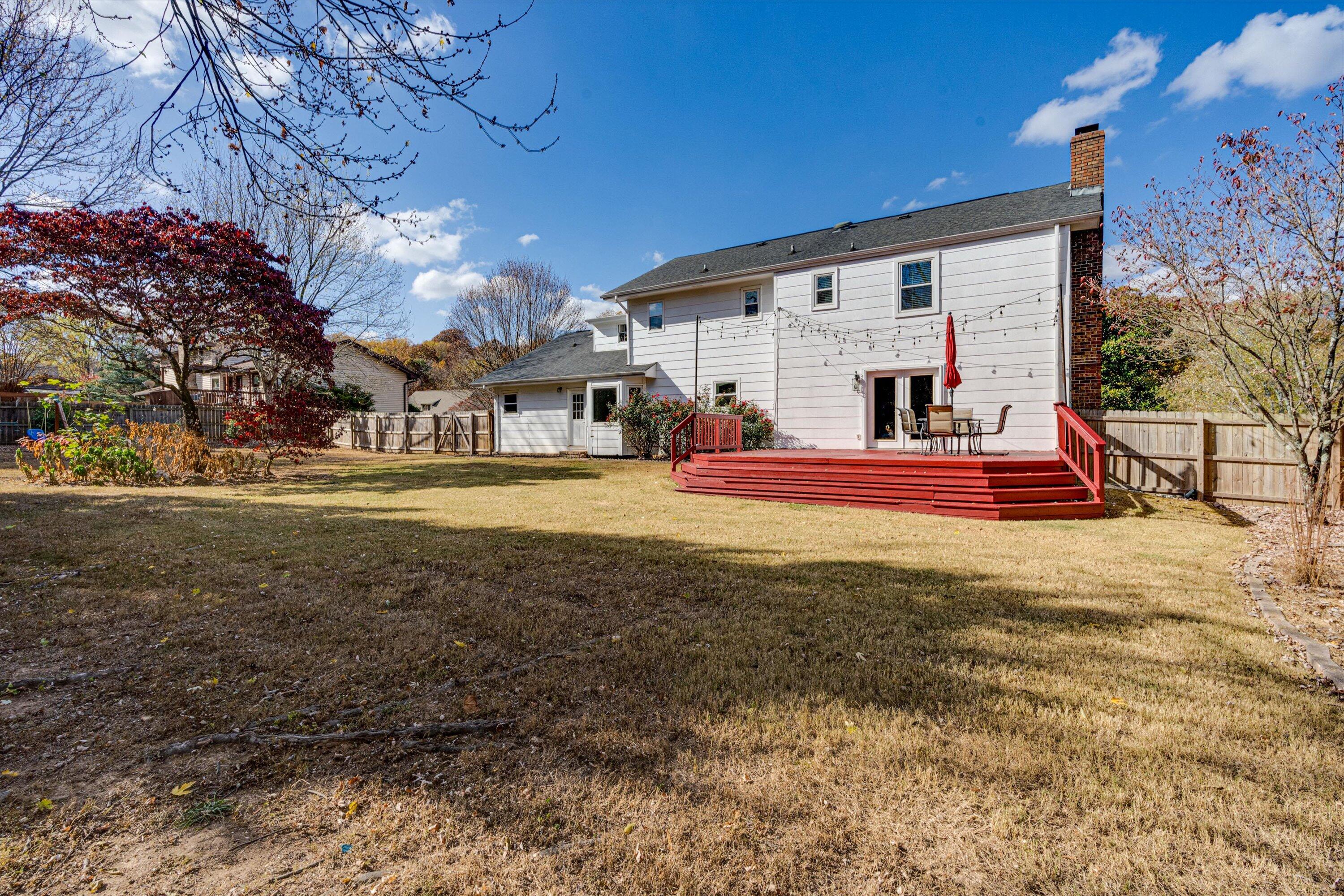 1923 Colonial Way Circle