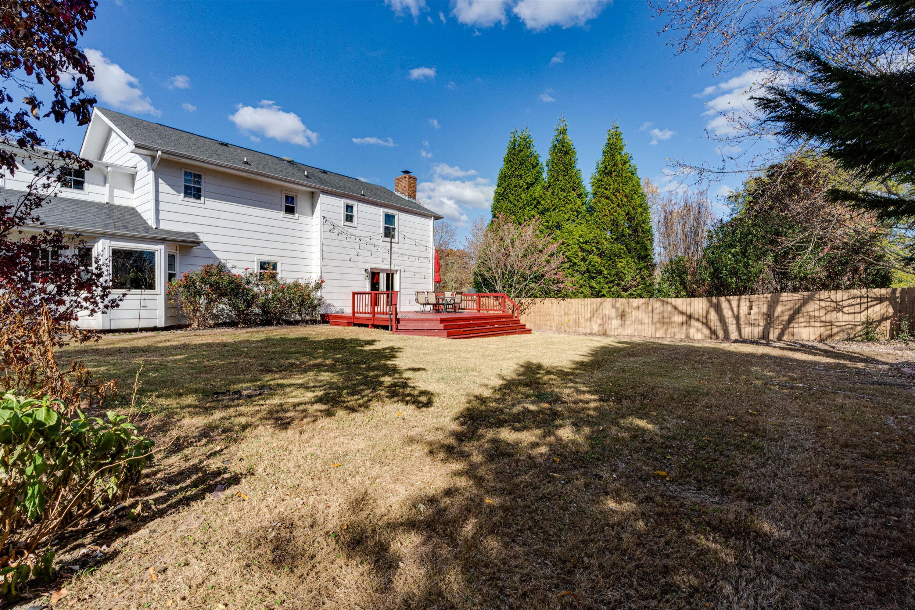 1923 Colonial Way Circle