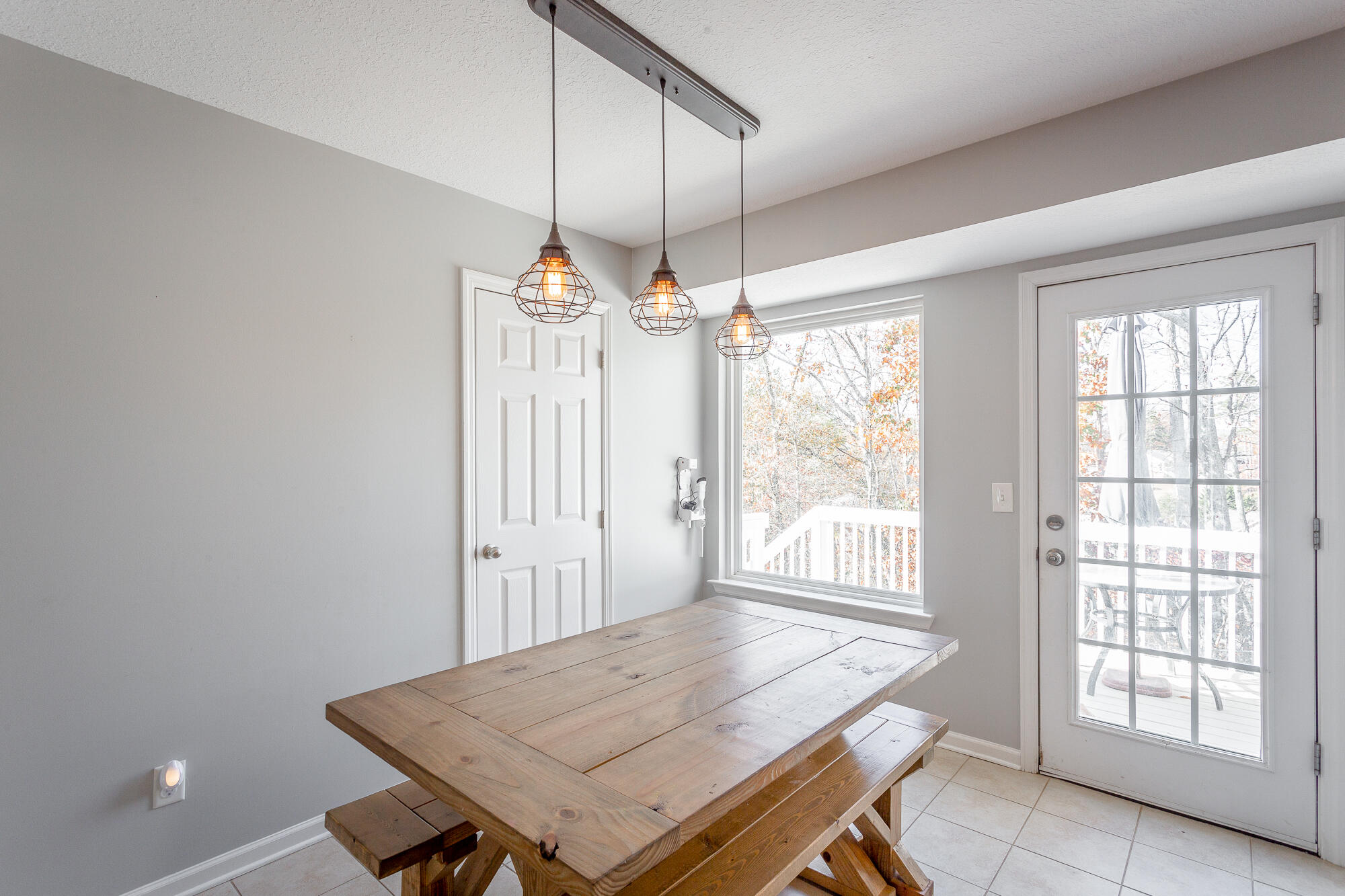 1827 Coffee Tree Lane