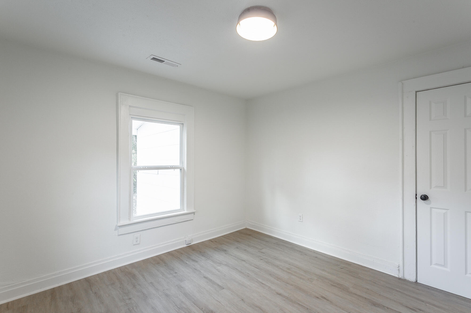 2124 Tunnel Blvd