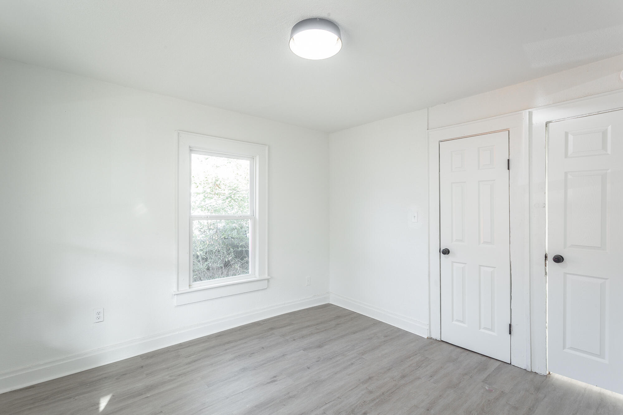 2124 Tunnel Blvd
