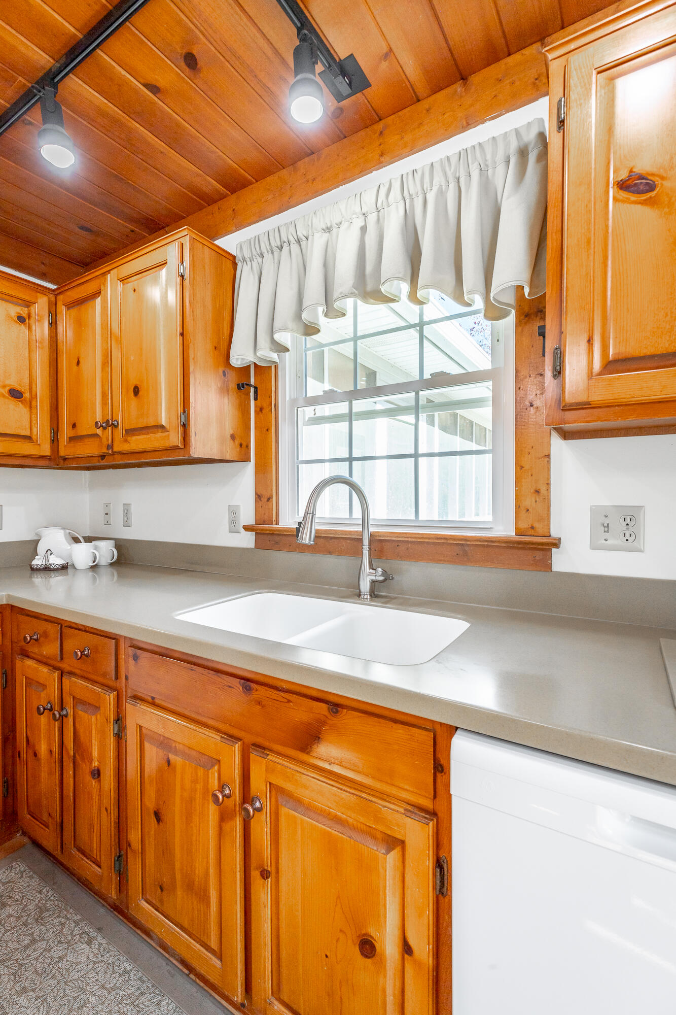 127 Sequatchie Trail, LaFayette