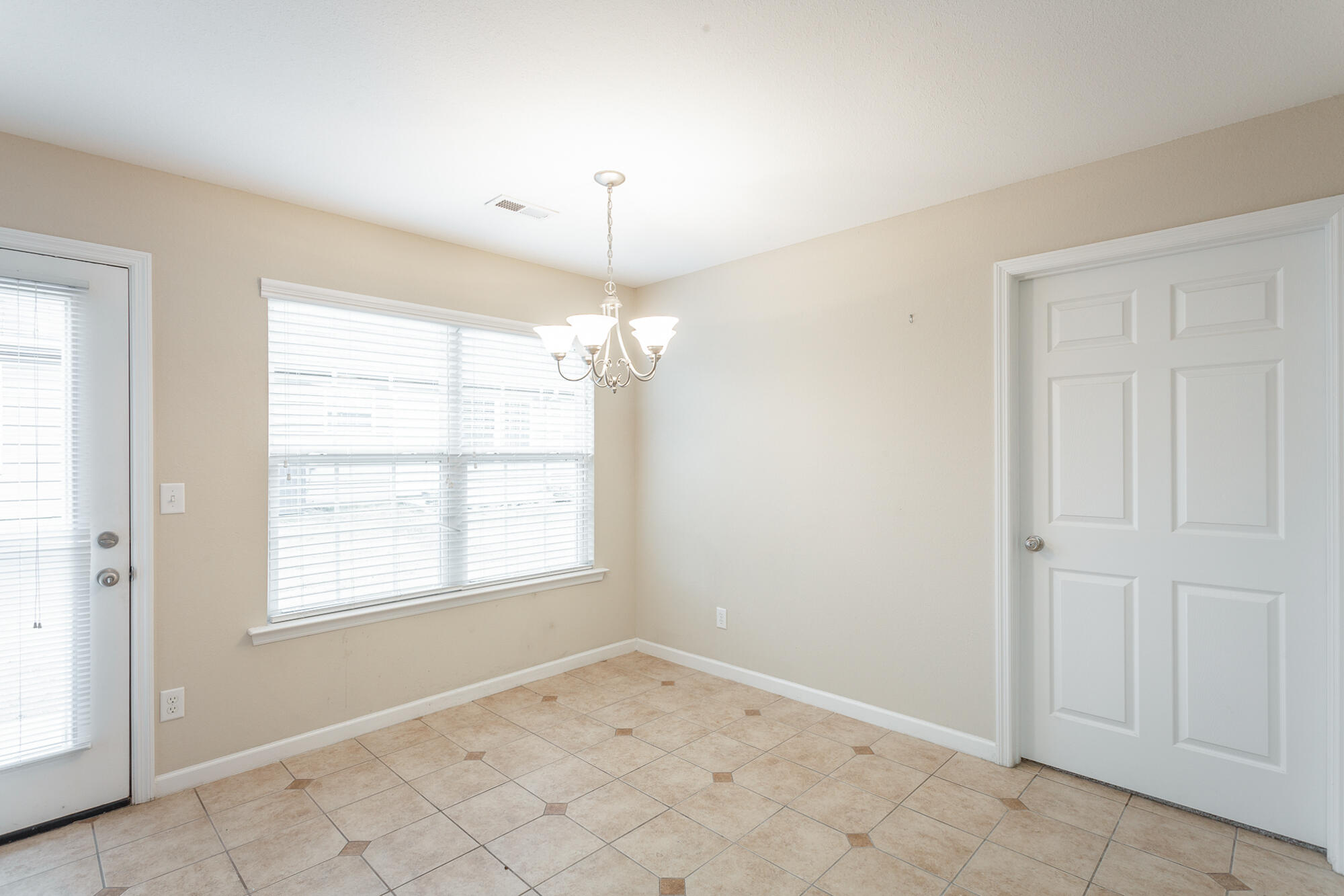 1902 Cedar Creek Drive