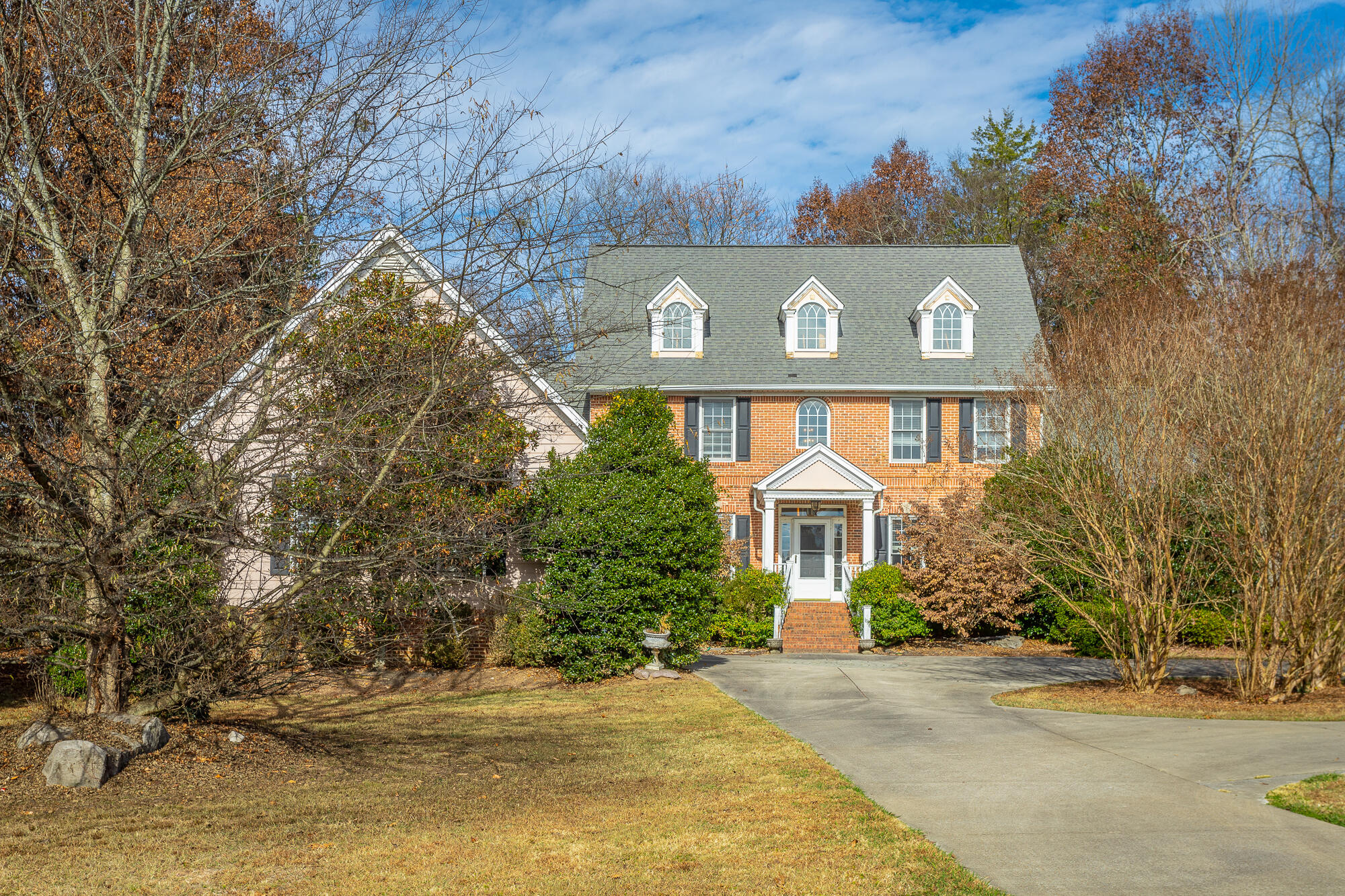 8252 Rambling Rose Drive