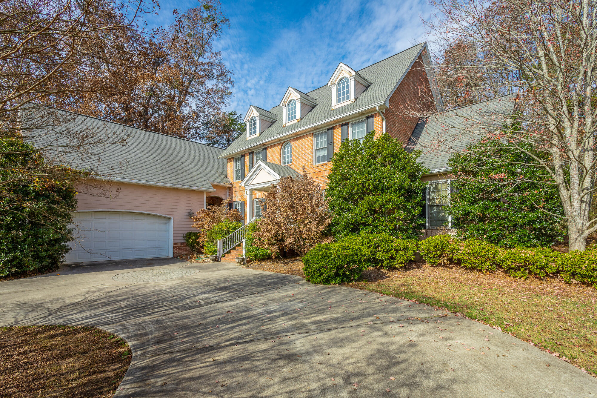 8252 Rambling Rose Drive