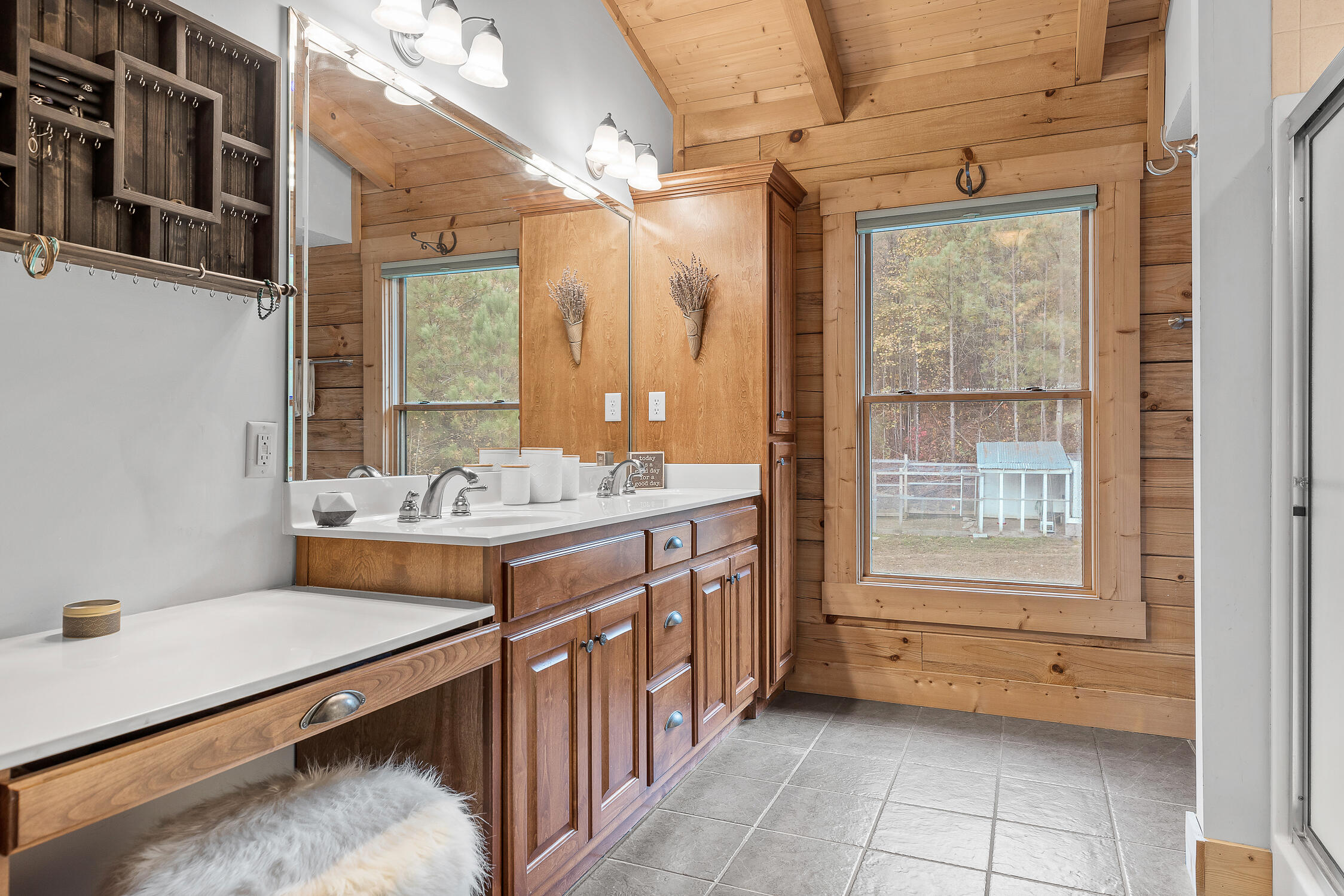596 Hamil Hollow Road