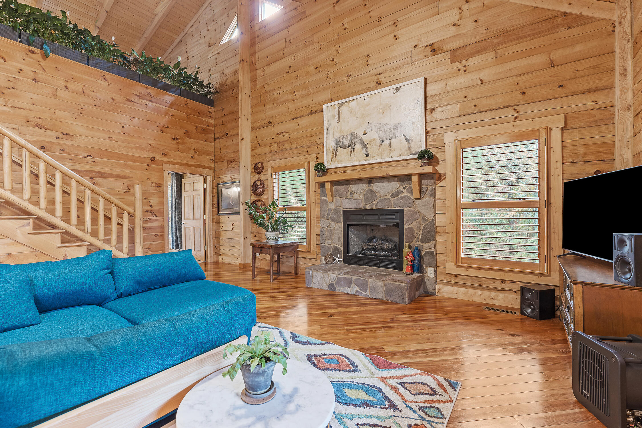 596 Hamil Hollow Road